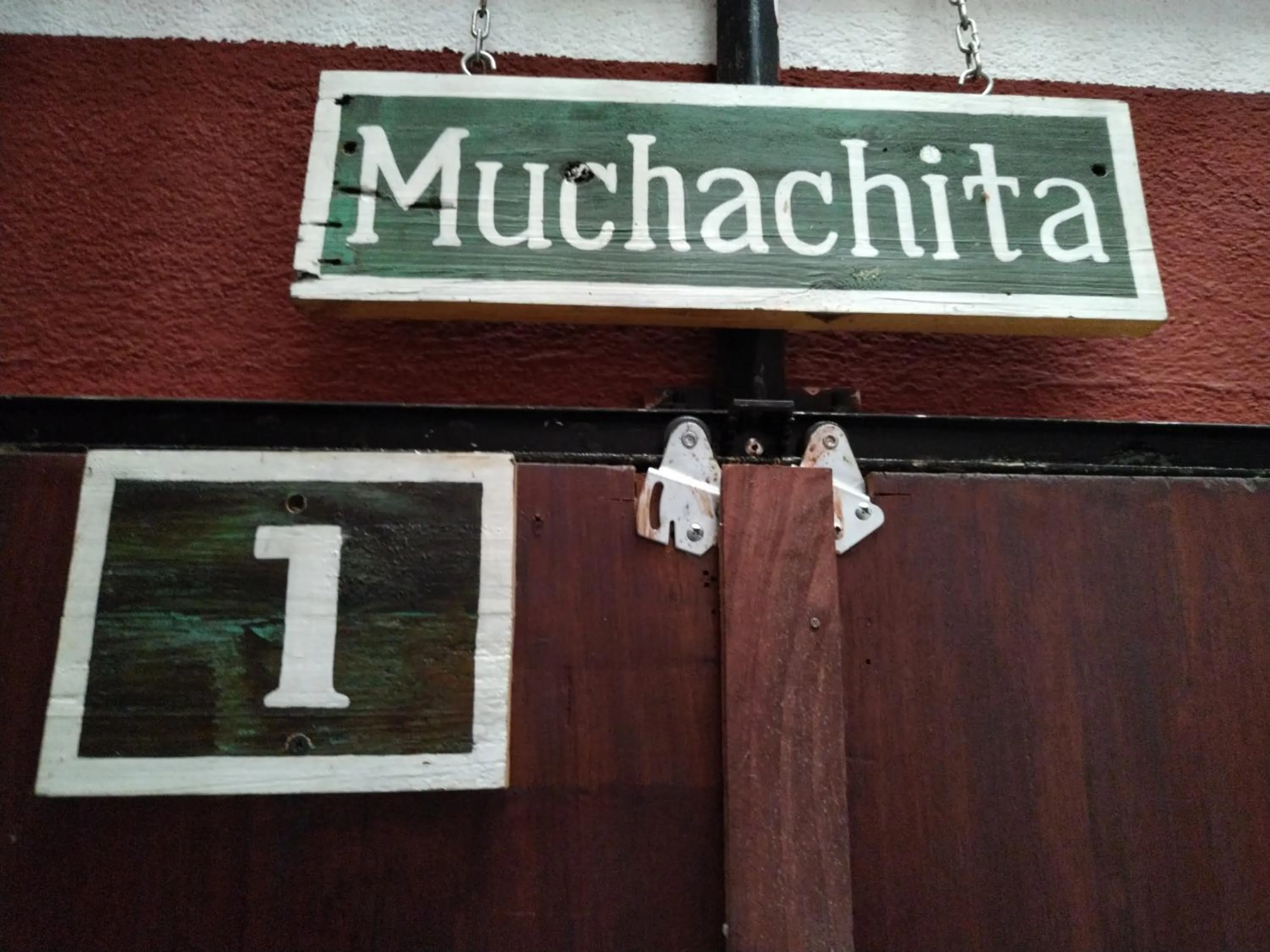 Logo/Certificate/Sign in Hotel Casa Chapultepec