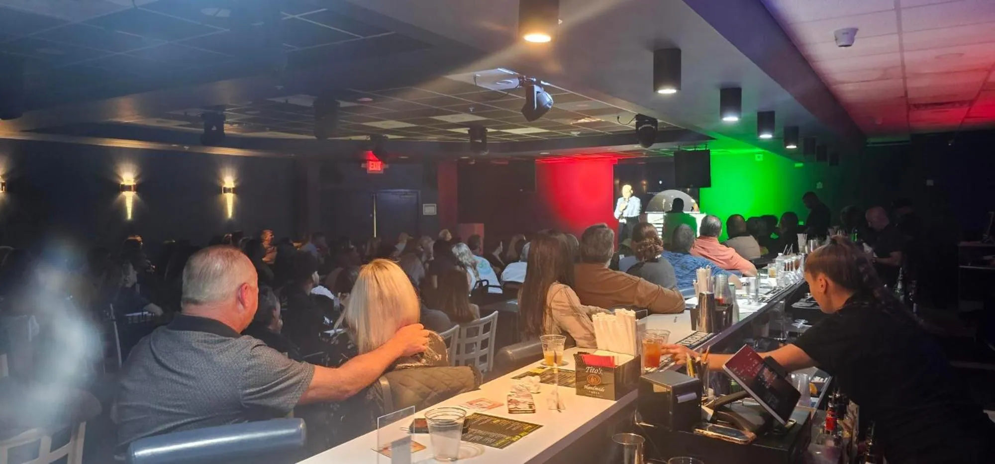 Restaurant/places to eat in Opal Hotel & Suites