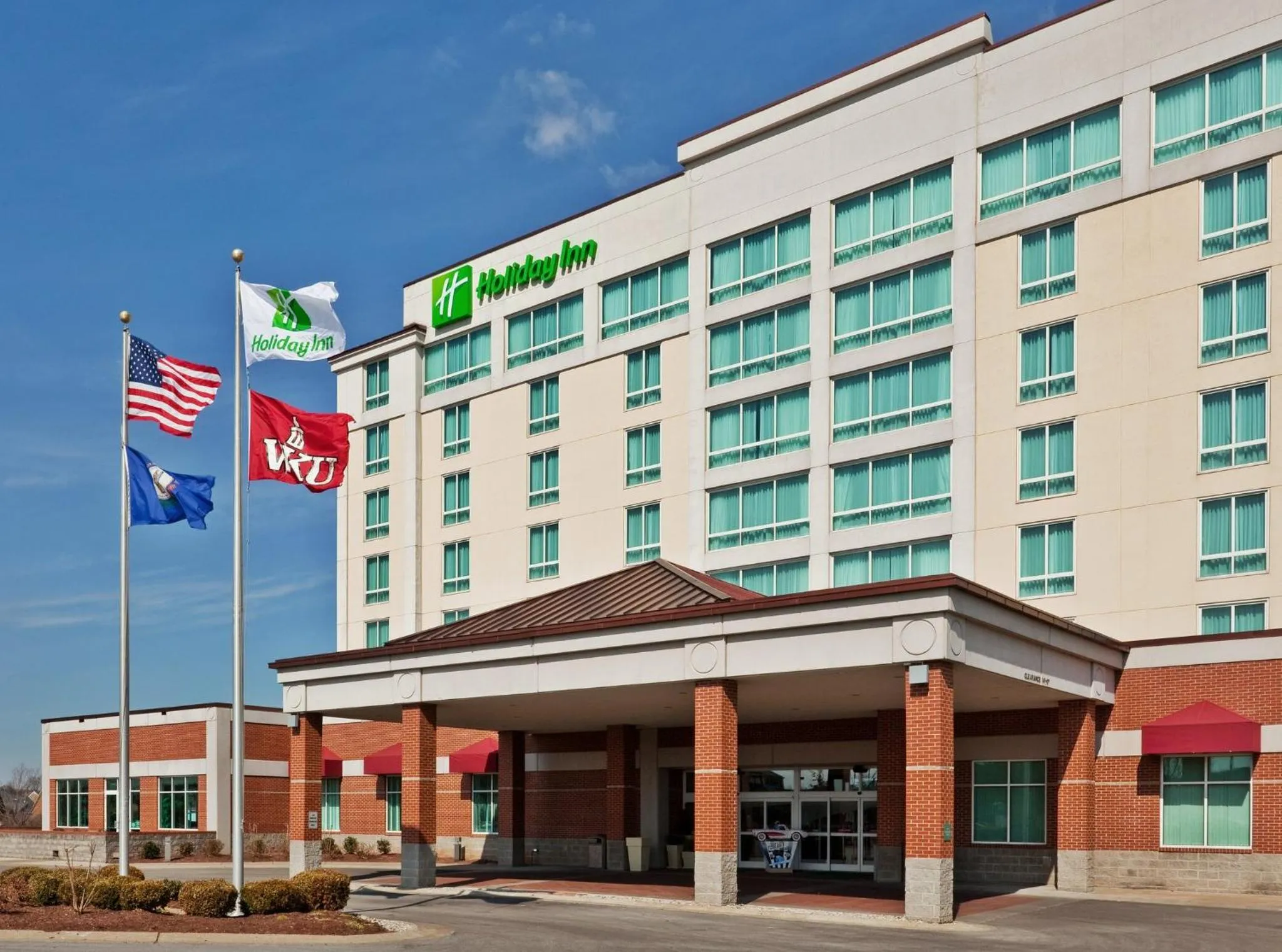 Property building in Holiday Inn University Plaza-Bowling Green by IHG