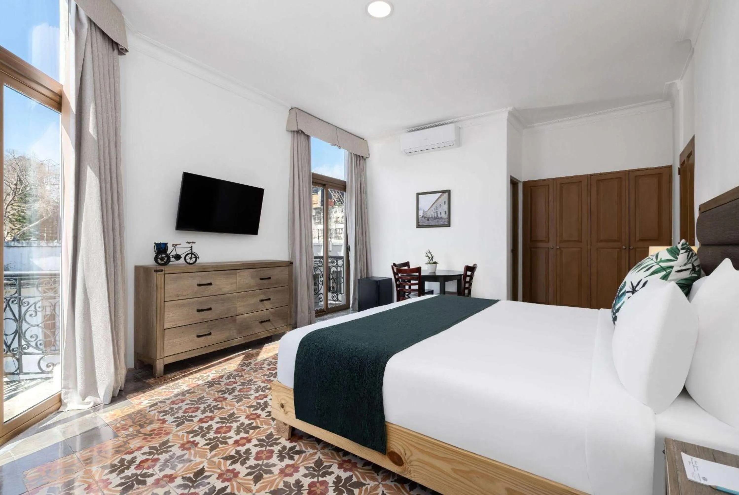 Photo of the whole room, Bed in Gran Hotel Europa Santo Domingo Trademark Collection by Wyndham