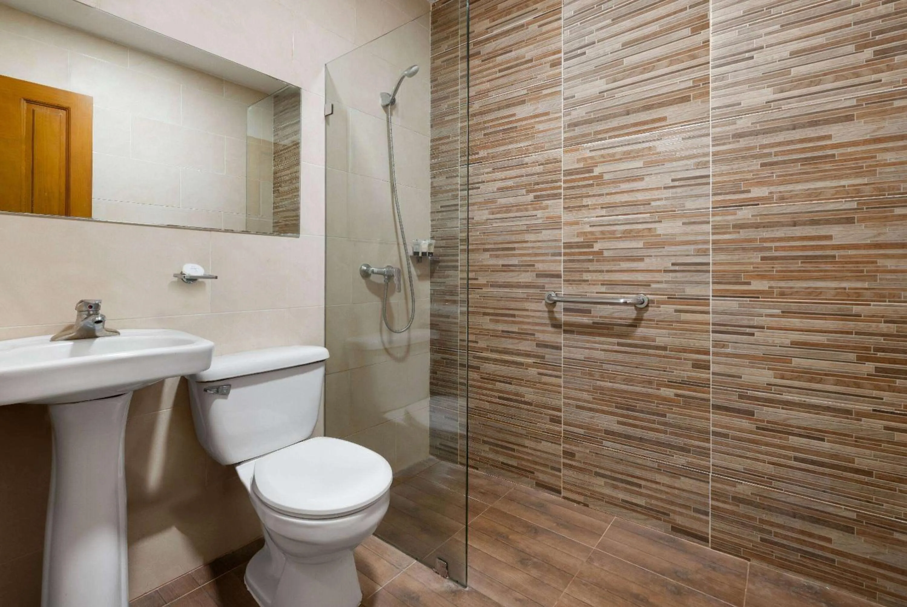 TV and multimedia in Gran Hotel Europa Santo Domingo Trademark Collection by Wyndham