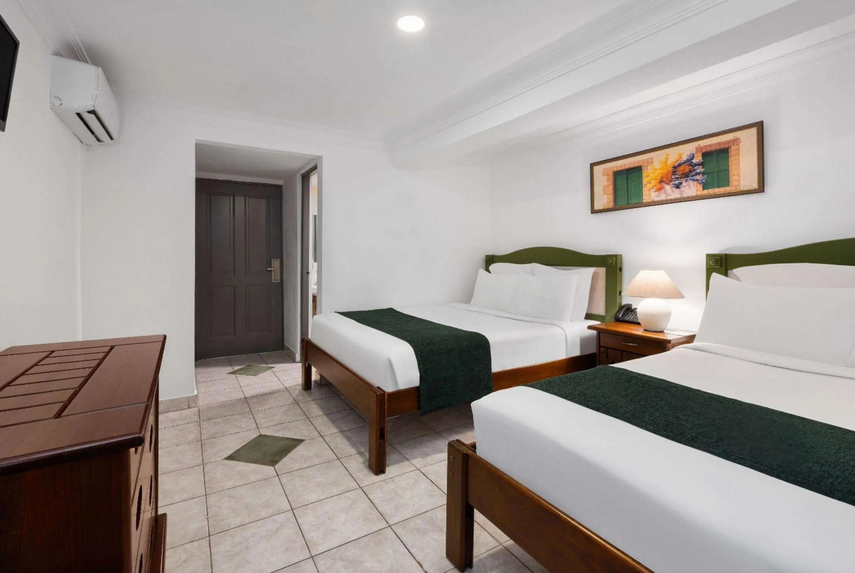 Photo of the whole room, Bed in Gran Hotel Europa Santo Domingo Trademark Collection by Wyndham