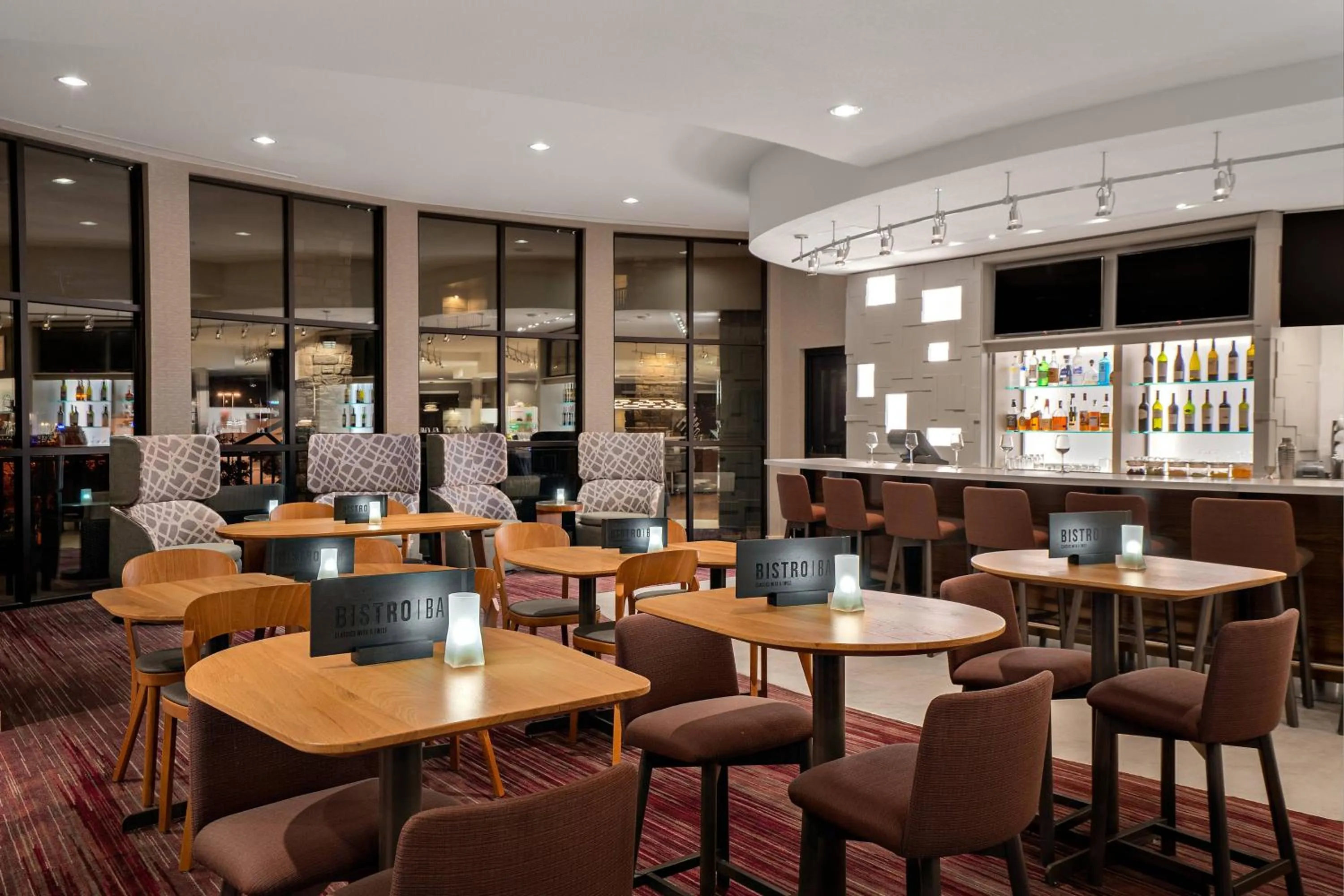 Restaurant/places to eat in Courtyard Flagstaff