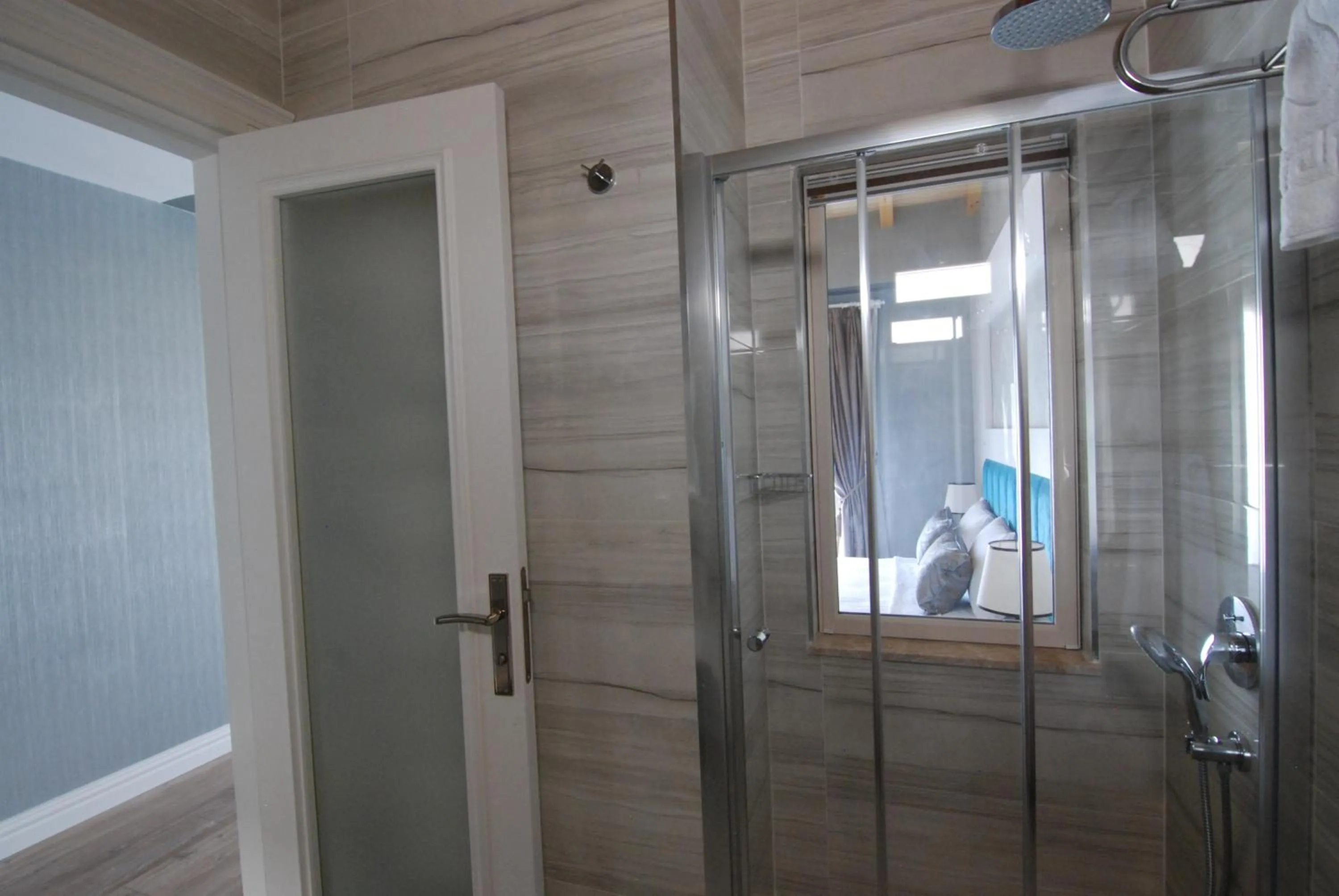 Shower in Alaçatı The Design Hotel