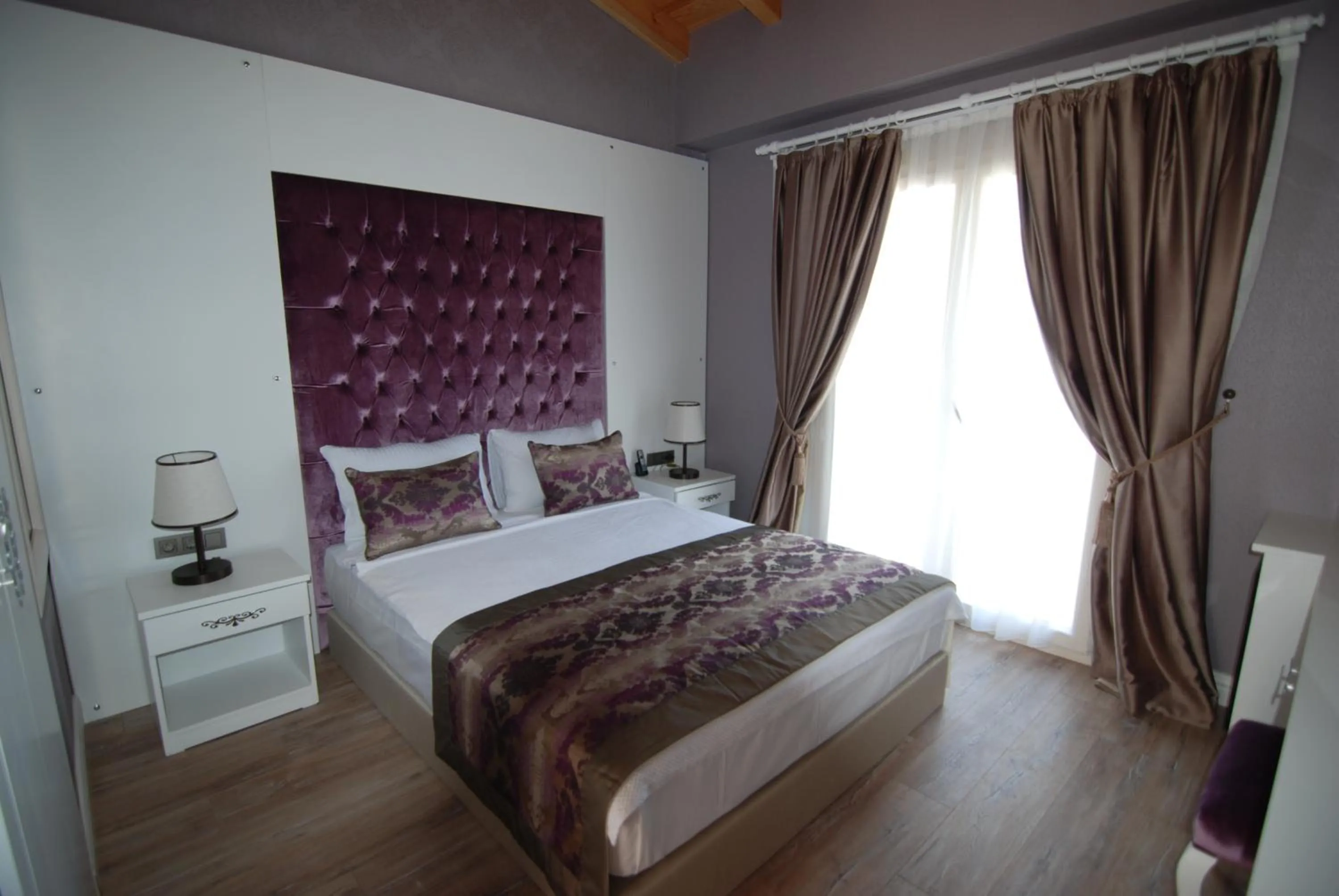 Bed in Alaçatı The Design Hotel