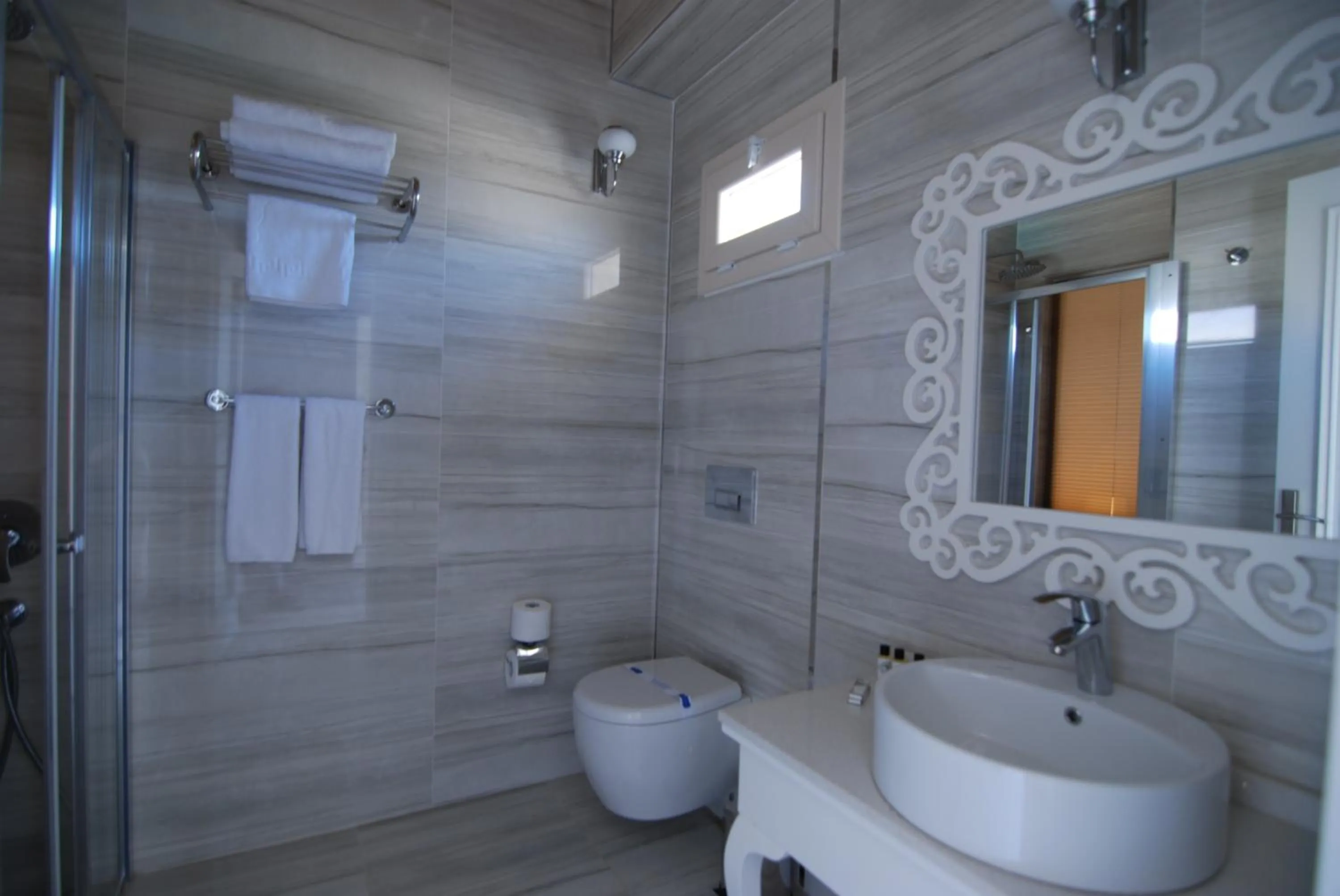 Shower in Alaçatı The Design Hotel