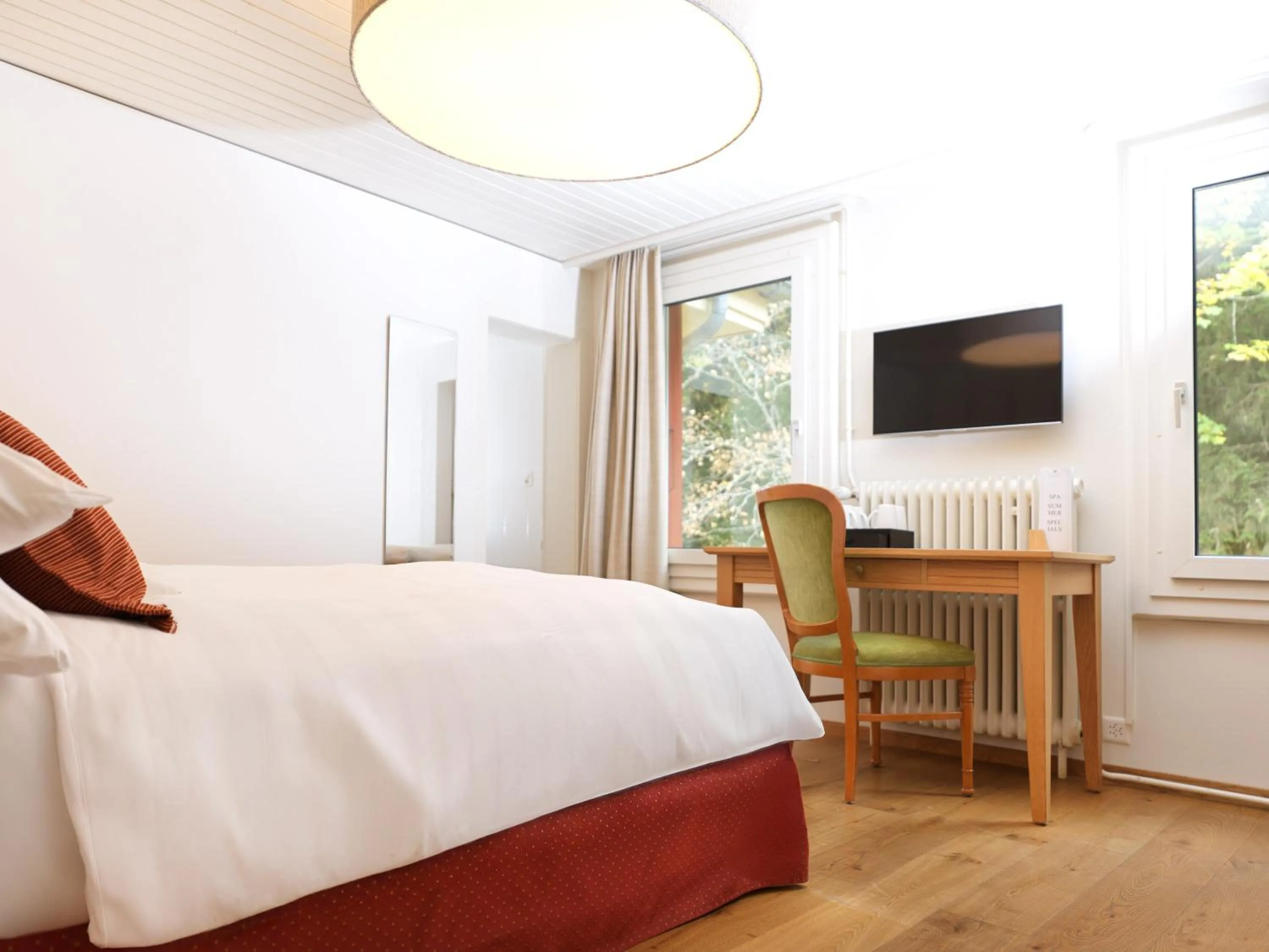 Bed in Beausite Park Hotel & Spa