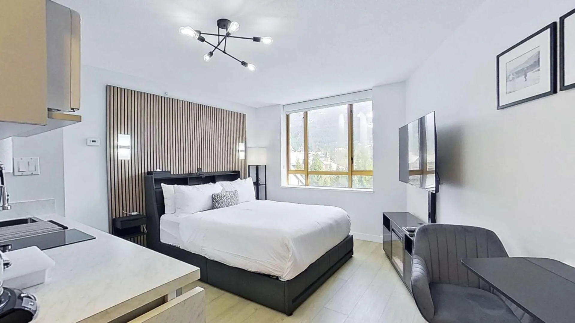 Bed in Cascade Lodge