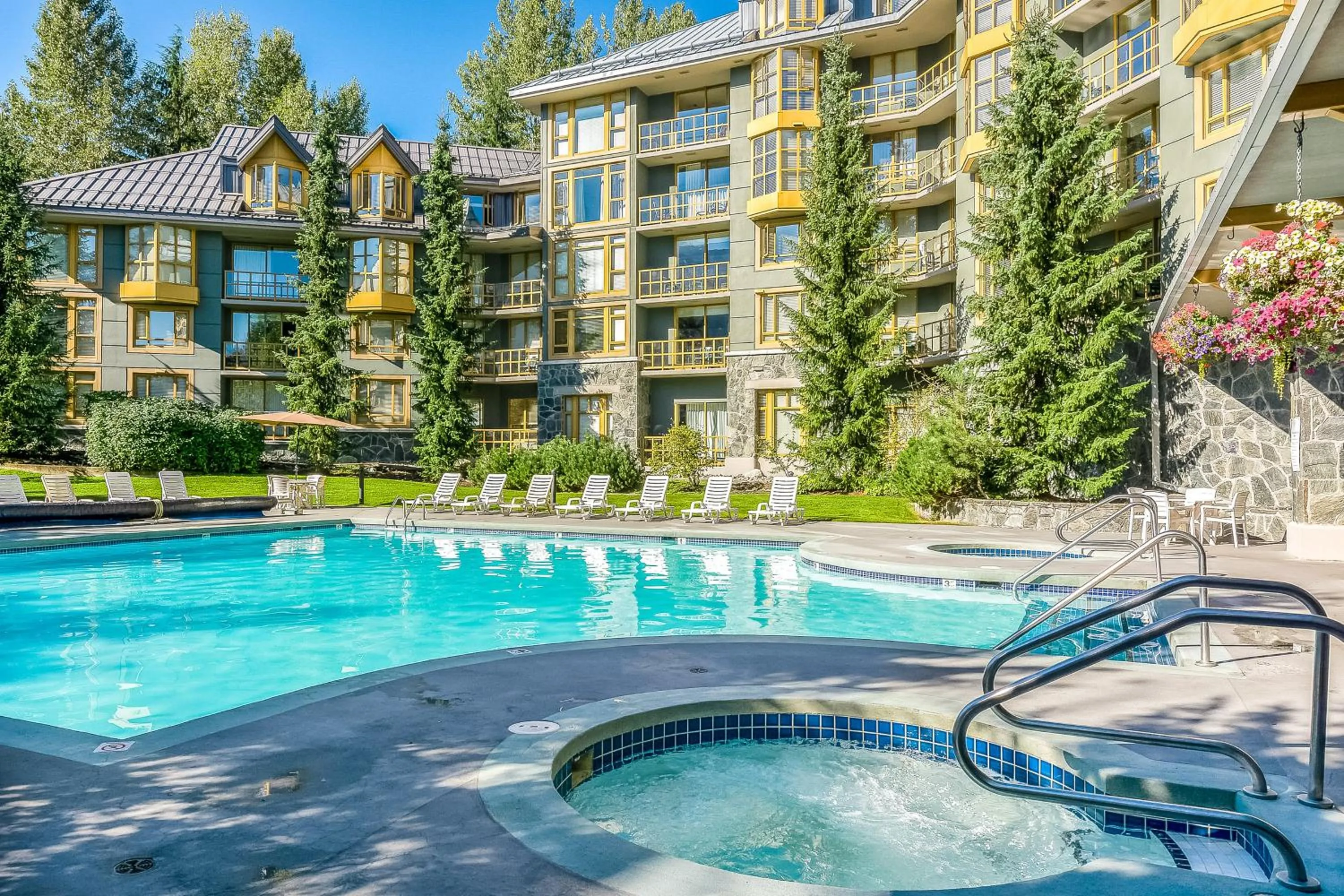 Property building in Cascade Lodge