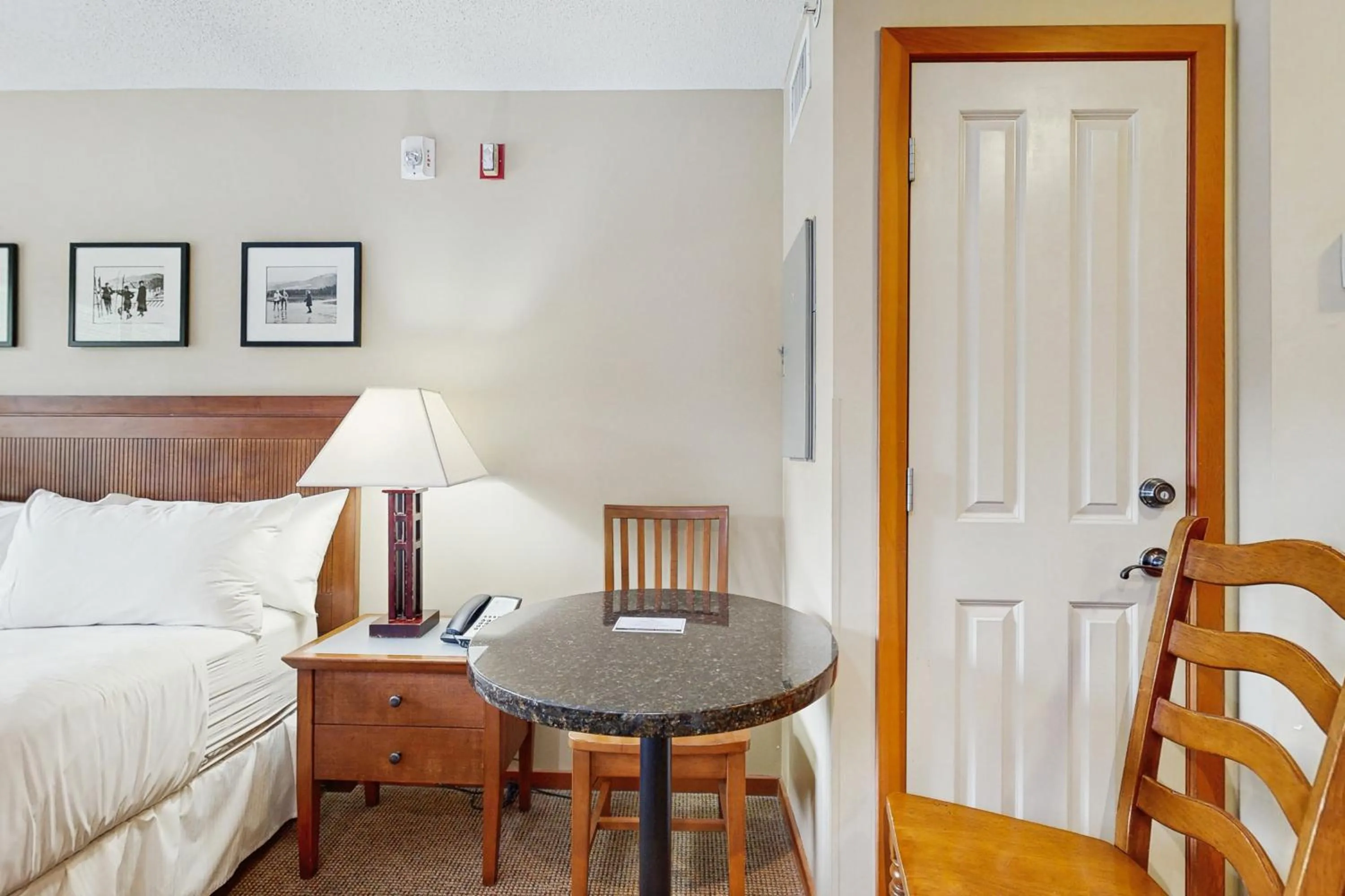 Bed in Cascade Lodge