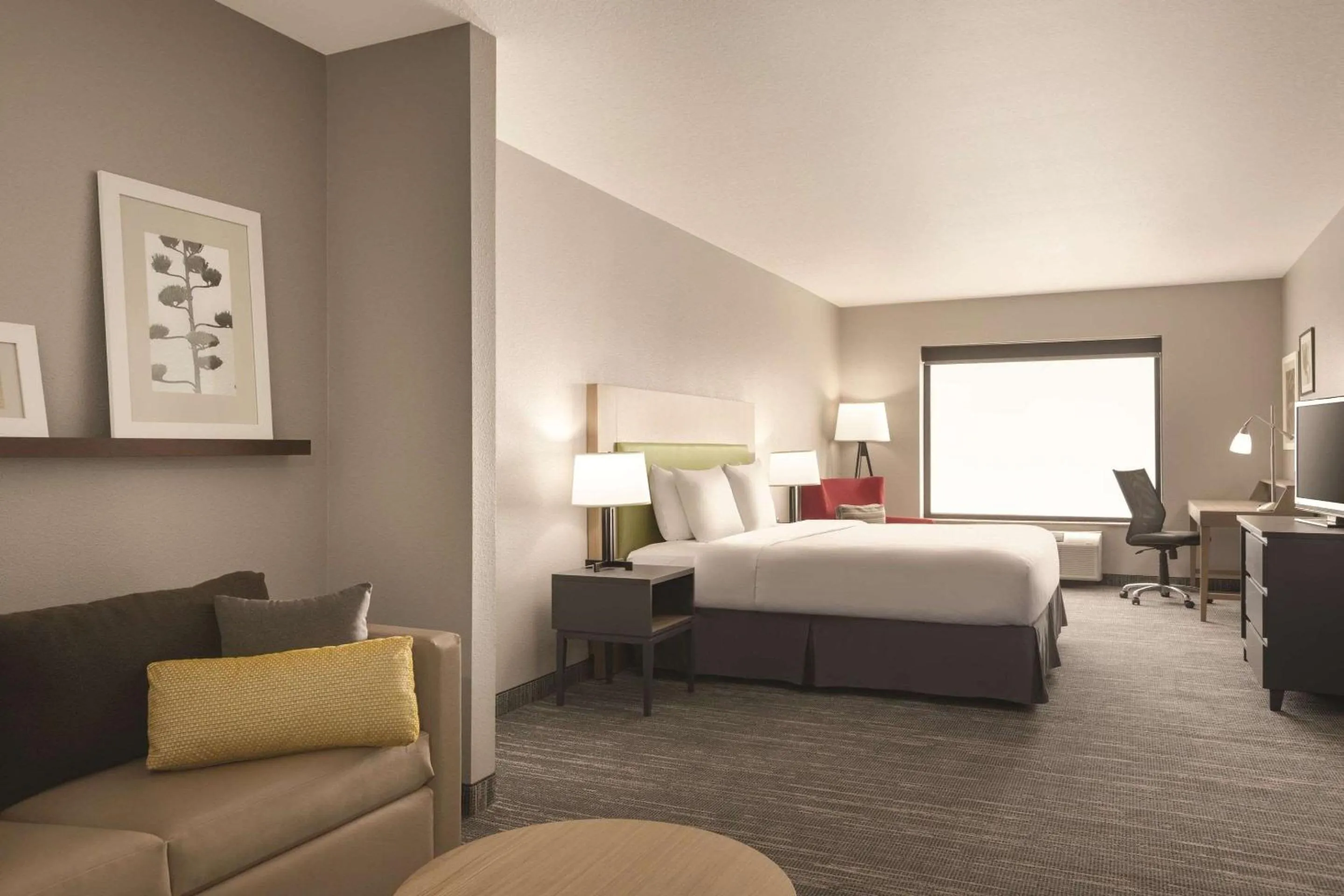 Bedroom, Bed in Country Inn & Suites by Radisson, RJ Stadium - Tampa Airport East