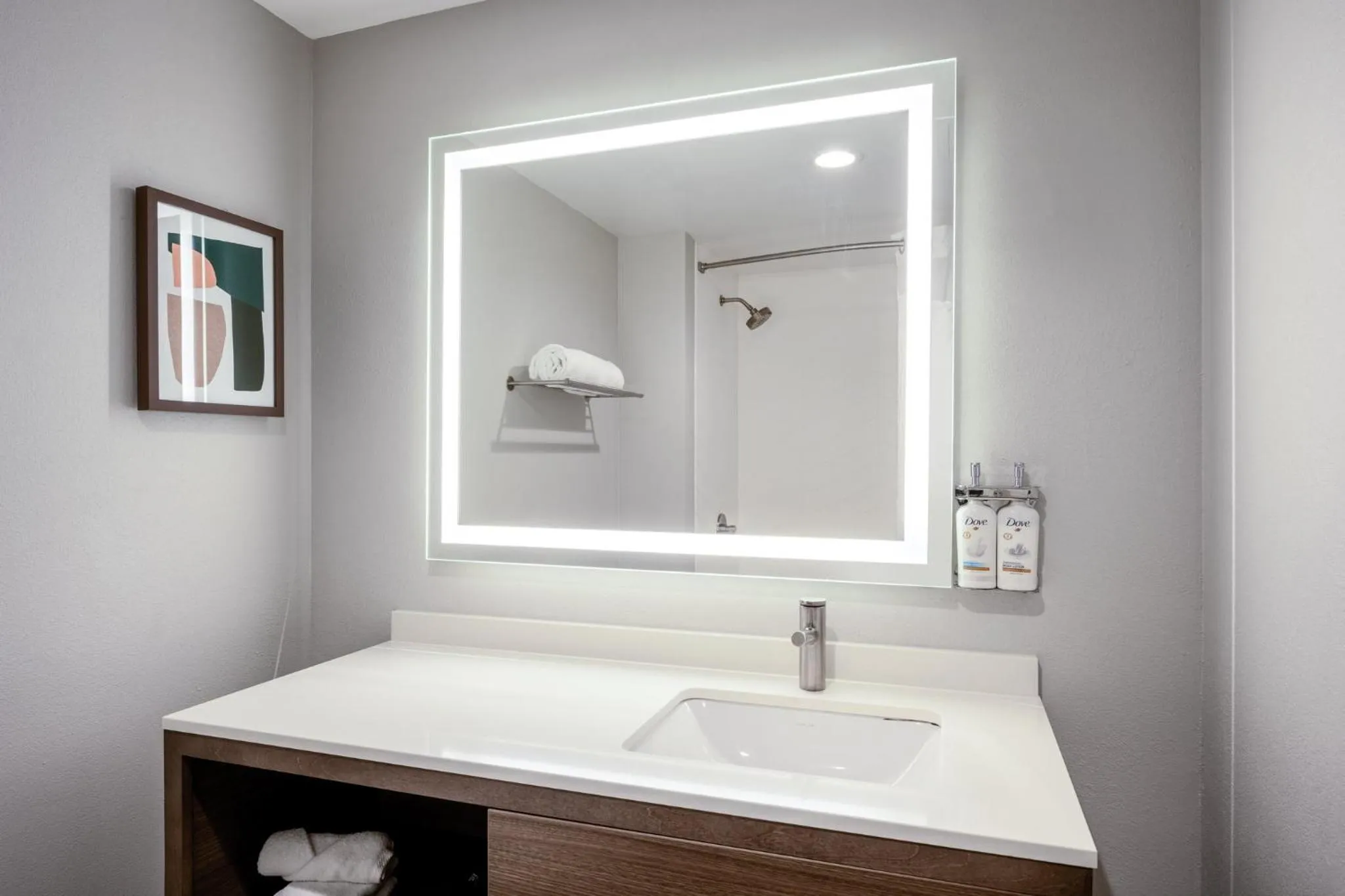 Photo of the whole room in Holiday Inn Blytheville by IHG