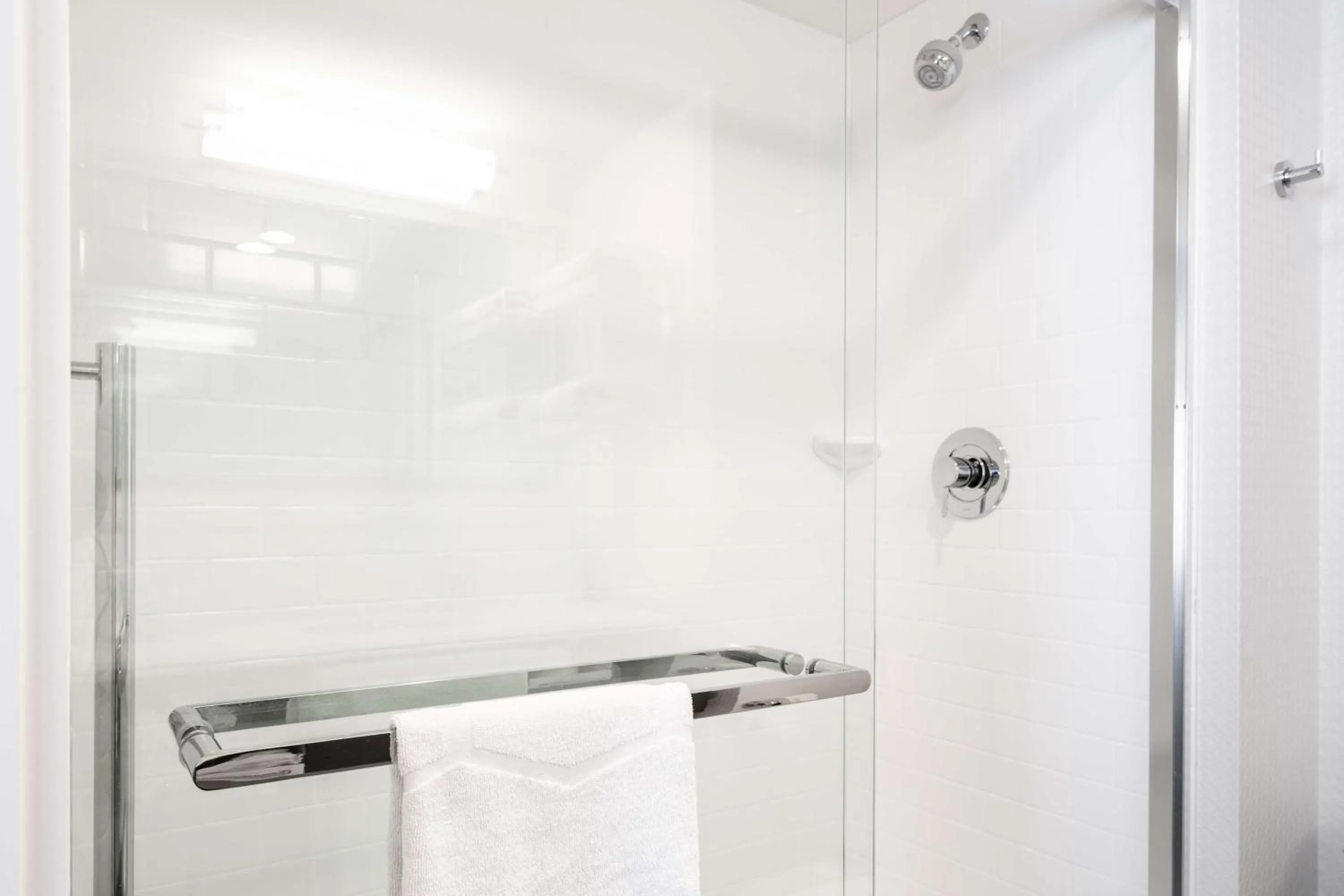 Bathroom in Hampton Inn Iowa City/Coralville