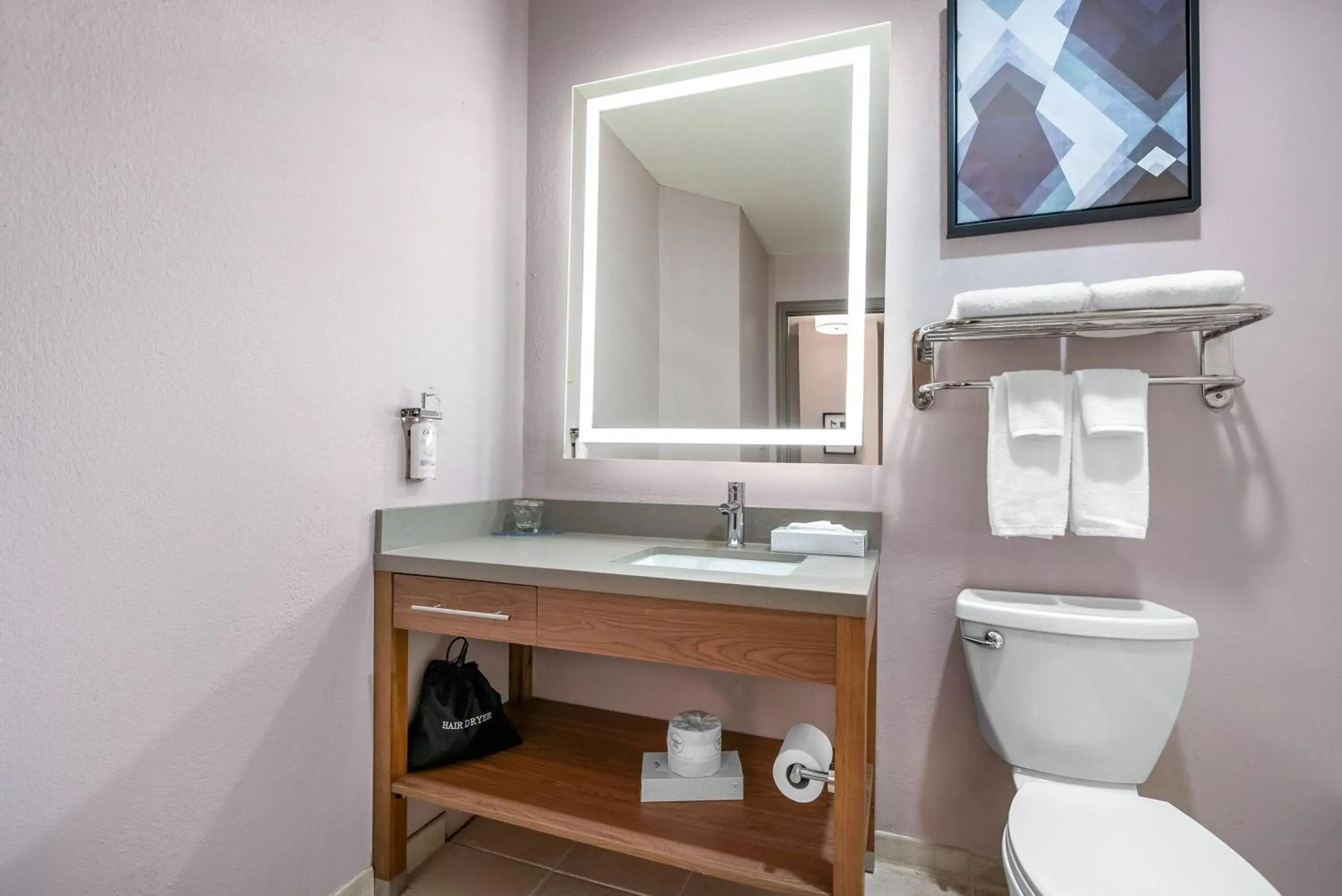 Queen Studio Suite in Candlewood Suites Bordentown-Trenton by IHG Queen Studio Suite in Candlewood Suites Bordentown-Trenton by IHG