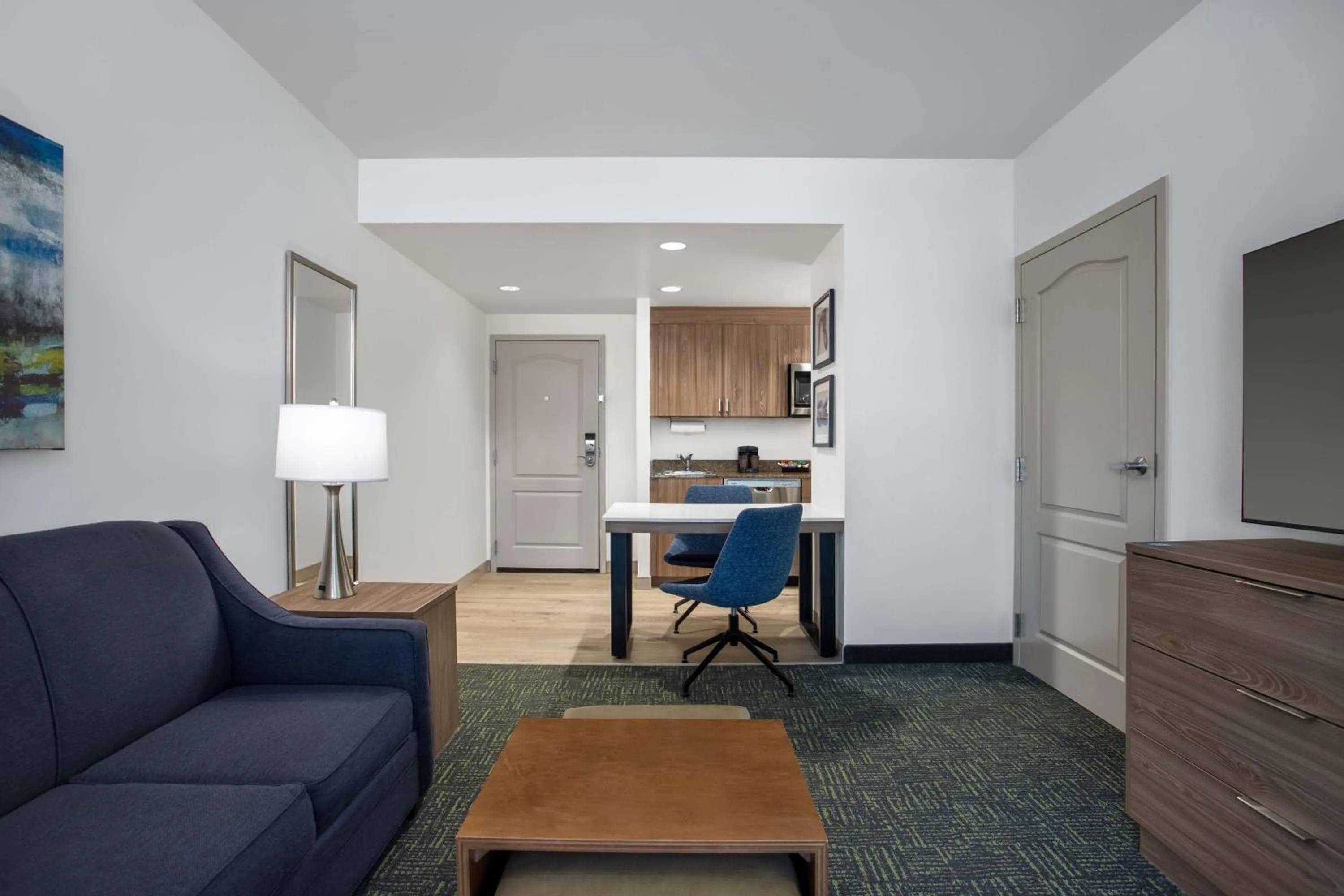Kitchen or kitchenette in Homewood Suites by Hilton Davidson