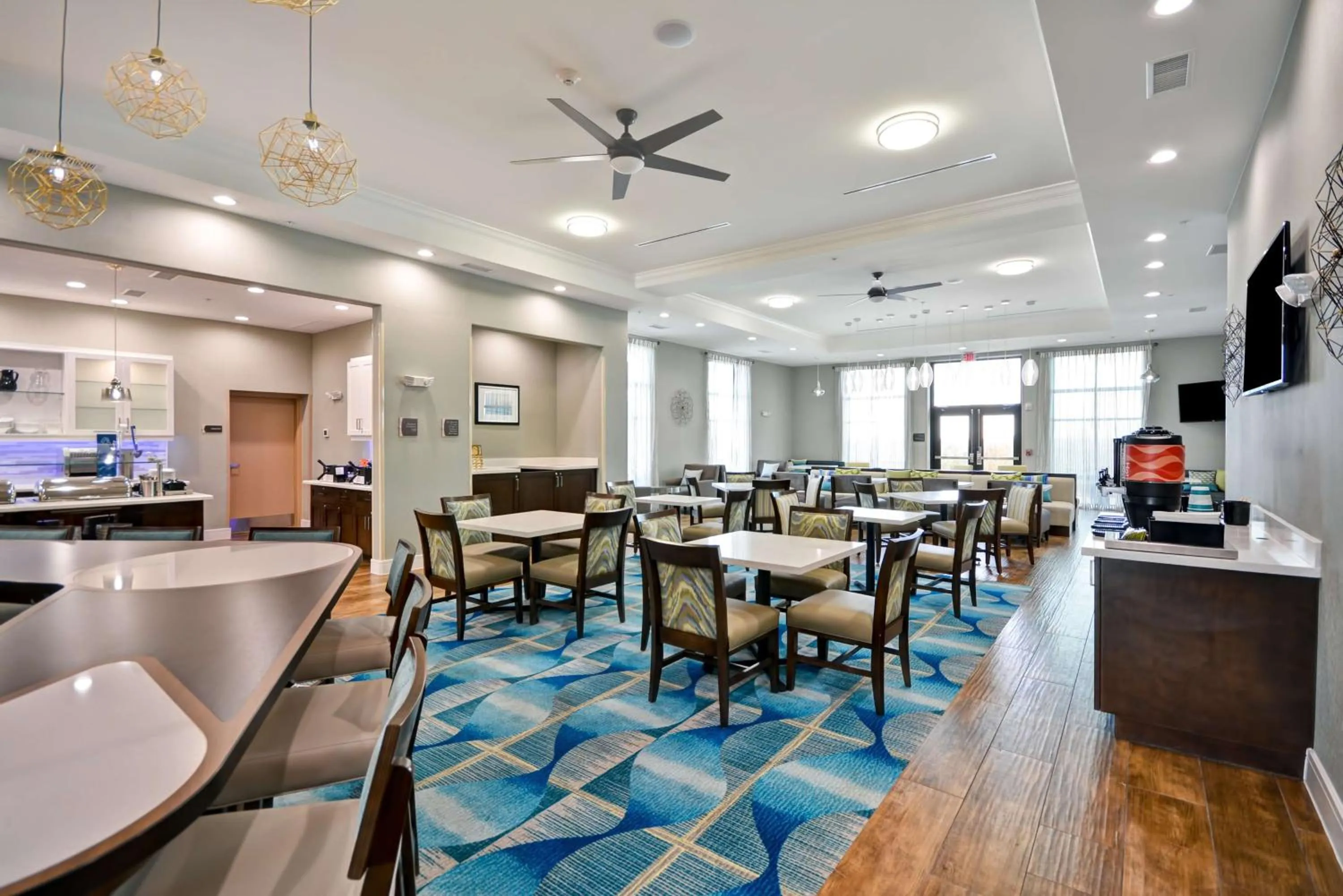 Restaurant/places to eat in Homewood Suites By Hilton Galveston