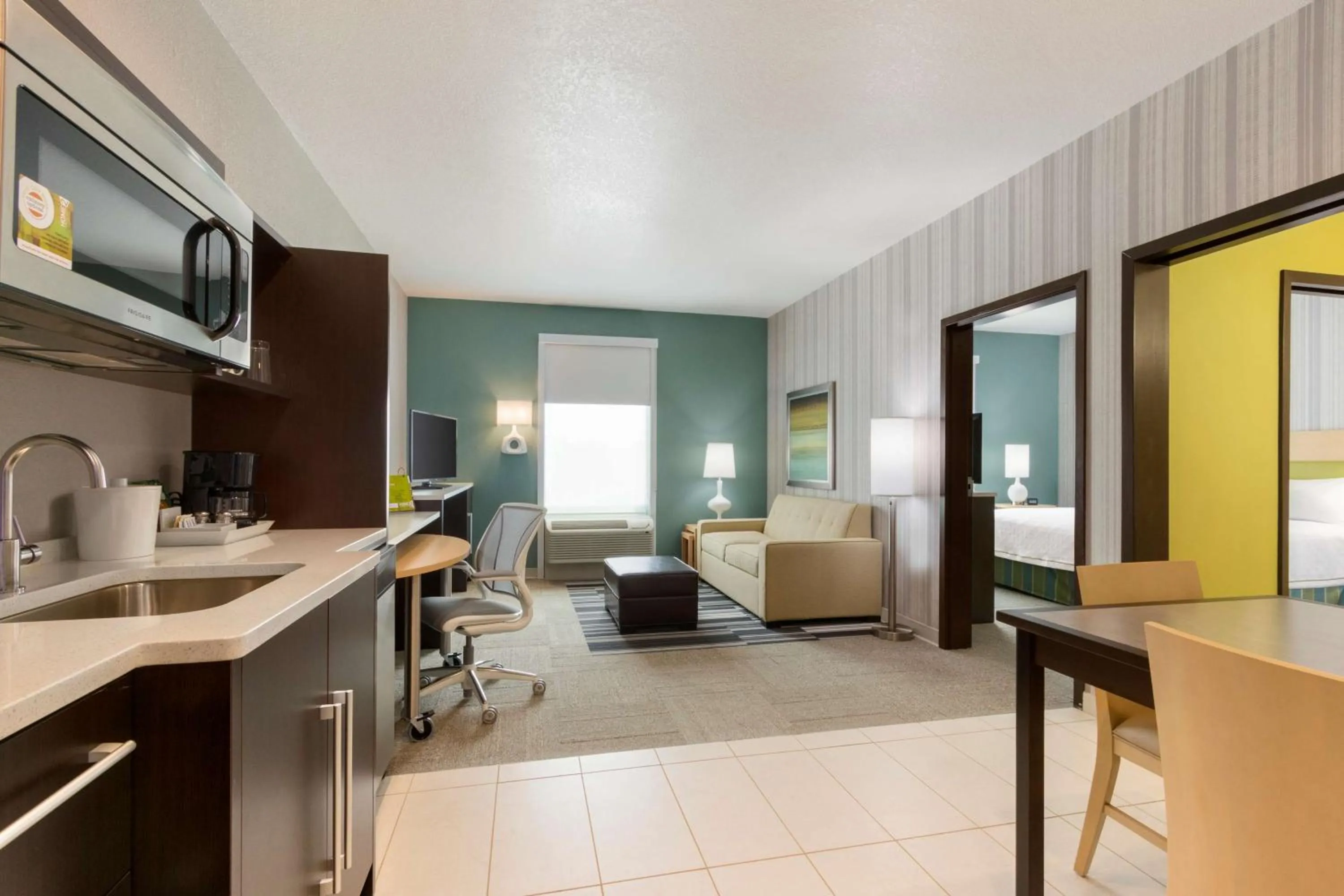 Bed in Home2 Suites by Hilton Houston Stafford - Sugar Land