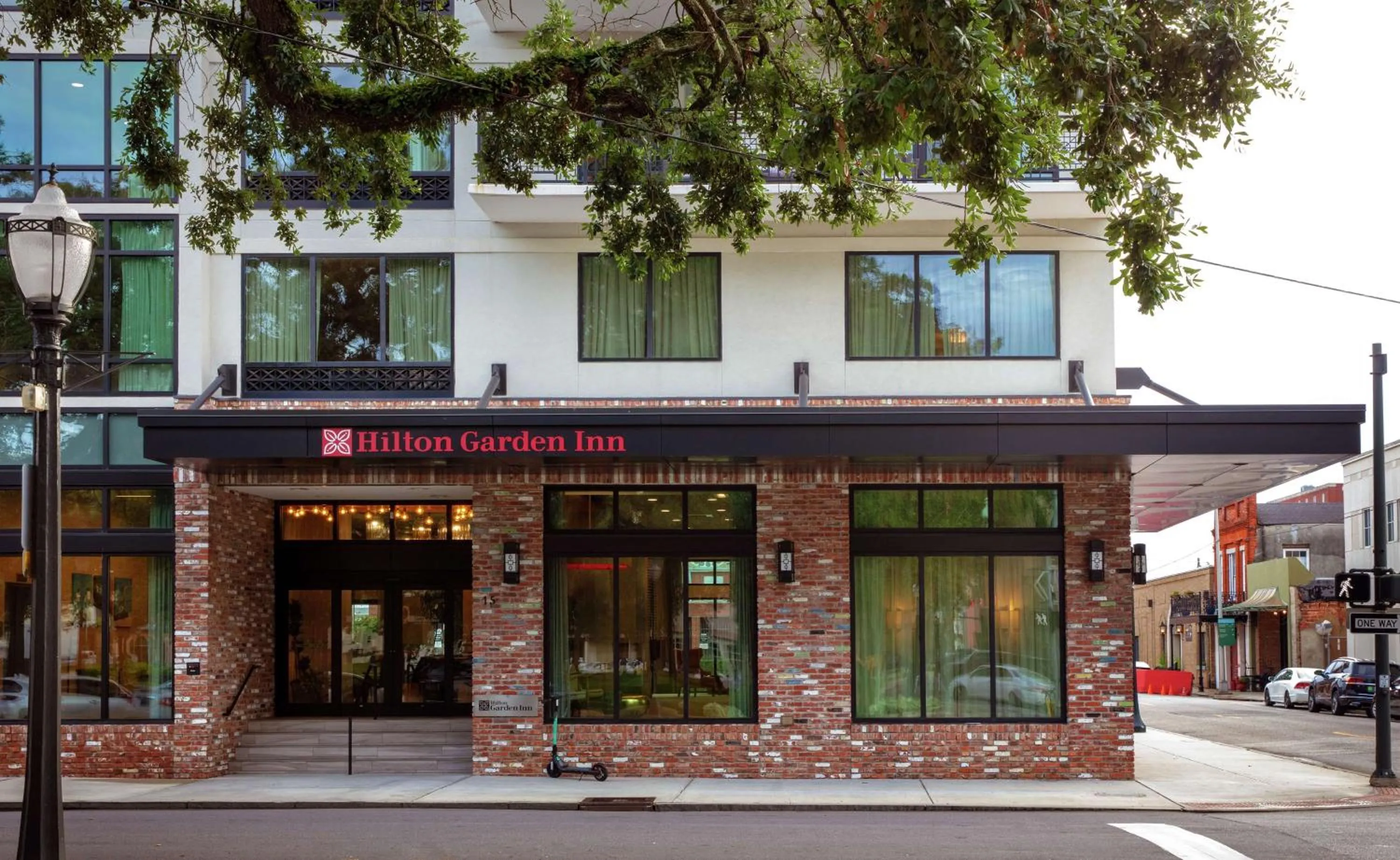 Property building in Hilton Garden Inn Mobile Downtown