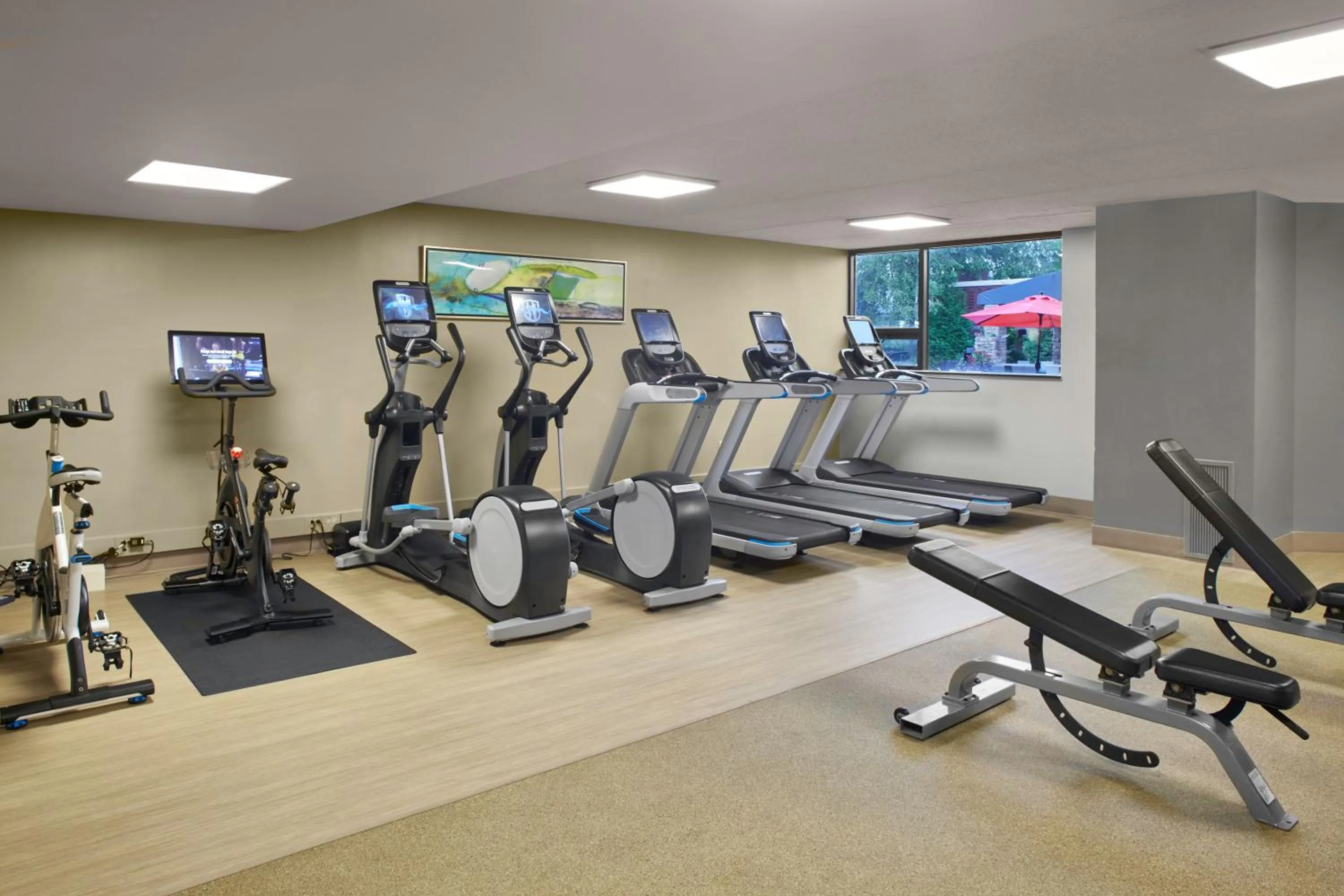 Fitness centre/facilities in DoubleTree by Hilton Akron Fairlawn