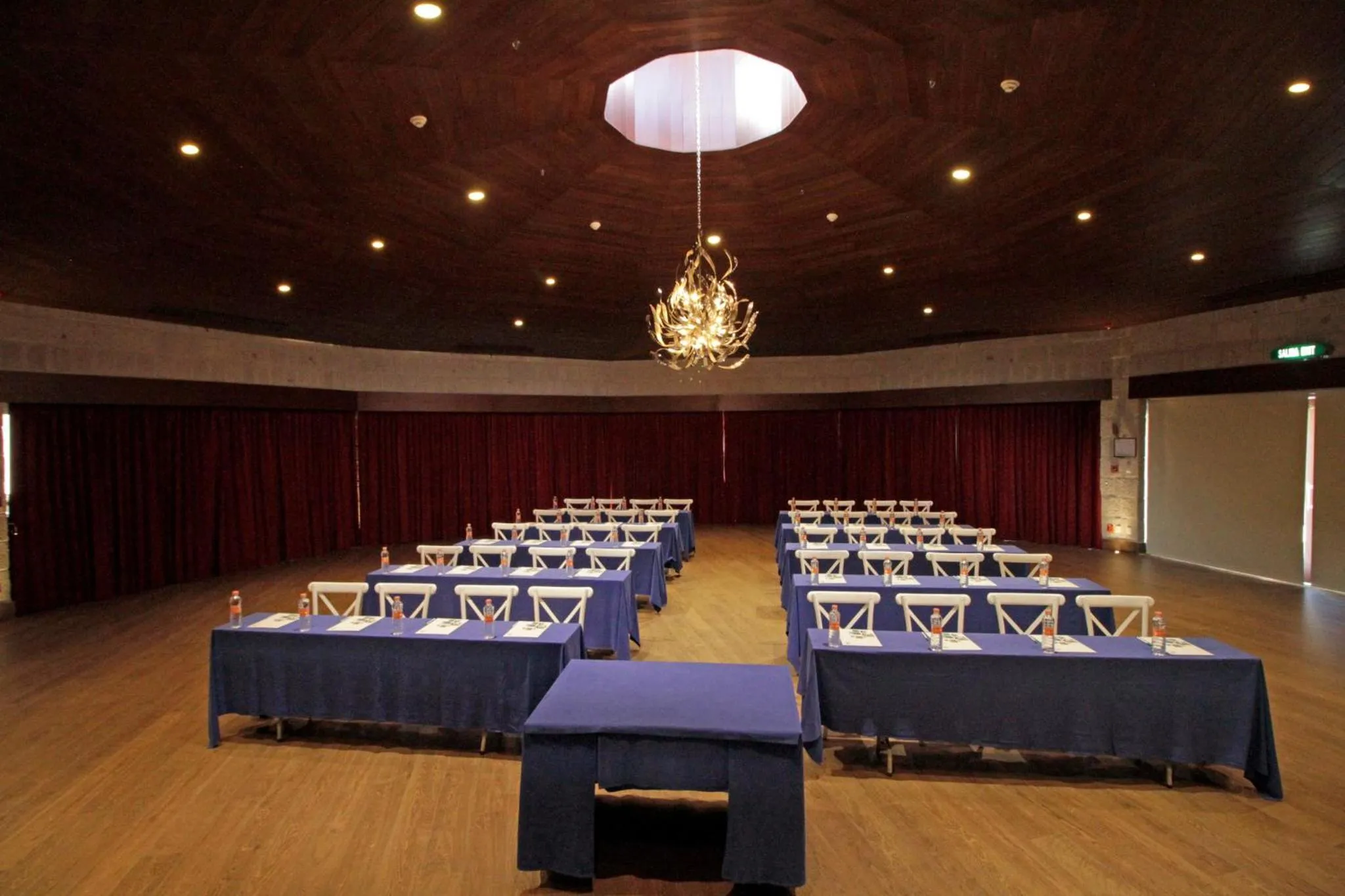 Meeting/conference room in Holiday Inn Queretaro Centro Historico by IHG