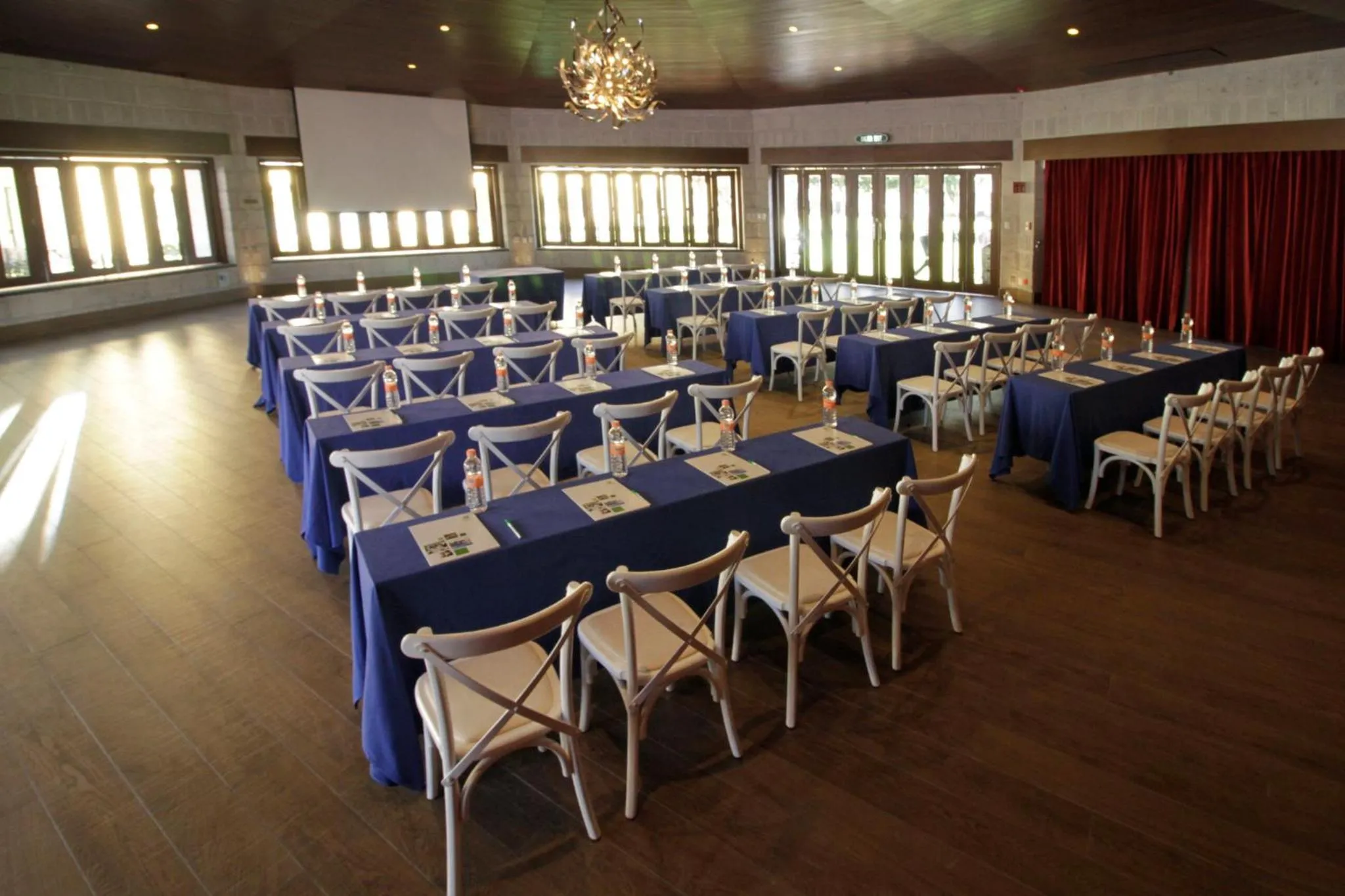 Meeting/conference room in Holiday Inn Queretaro Centro Historico by IHG