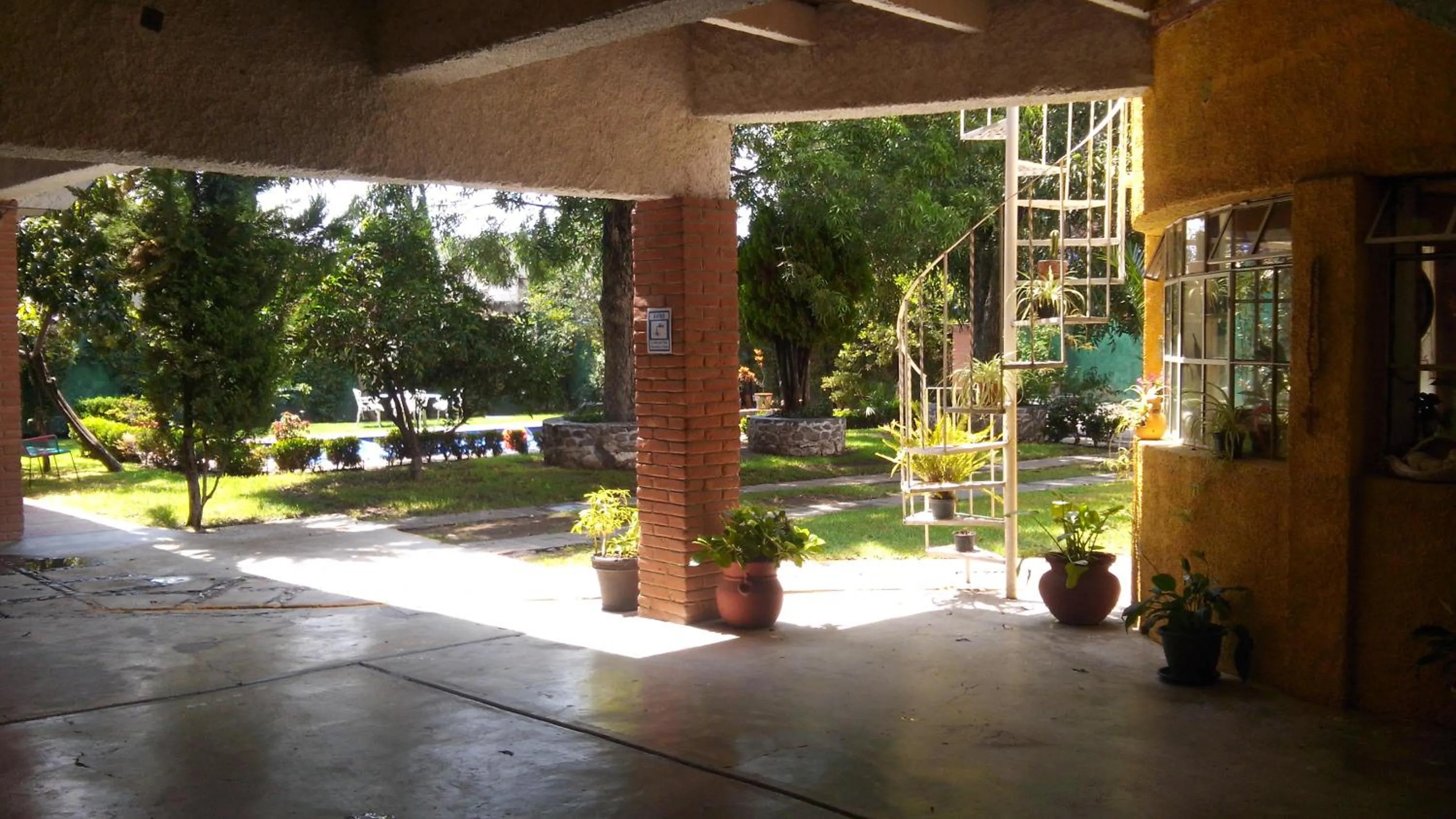 Patio, Patio/Outdoor Area in Hotel Elohim by Rotamundos