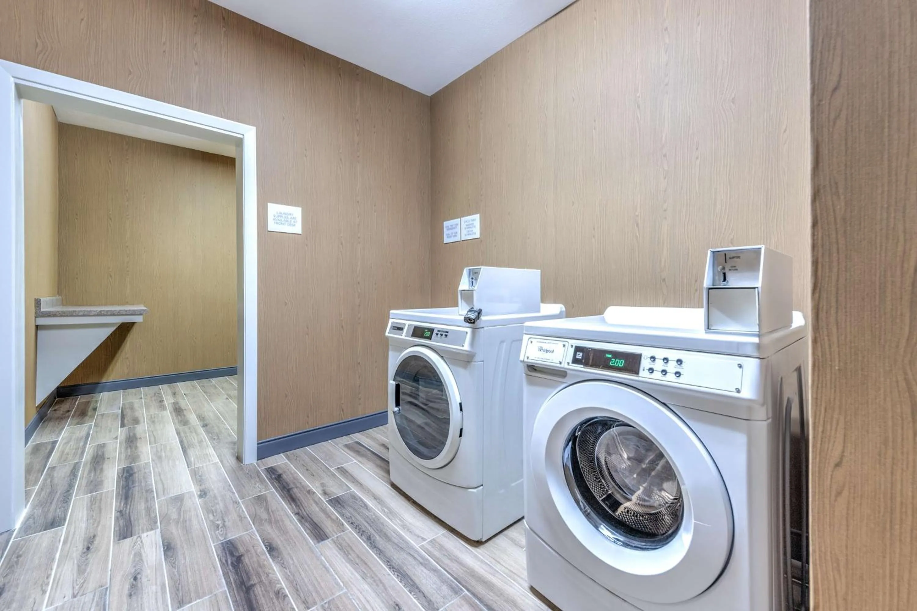 laundry in Hampton Inn and Suites Lake Jackson-Clute