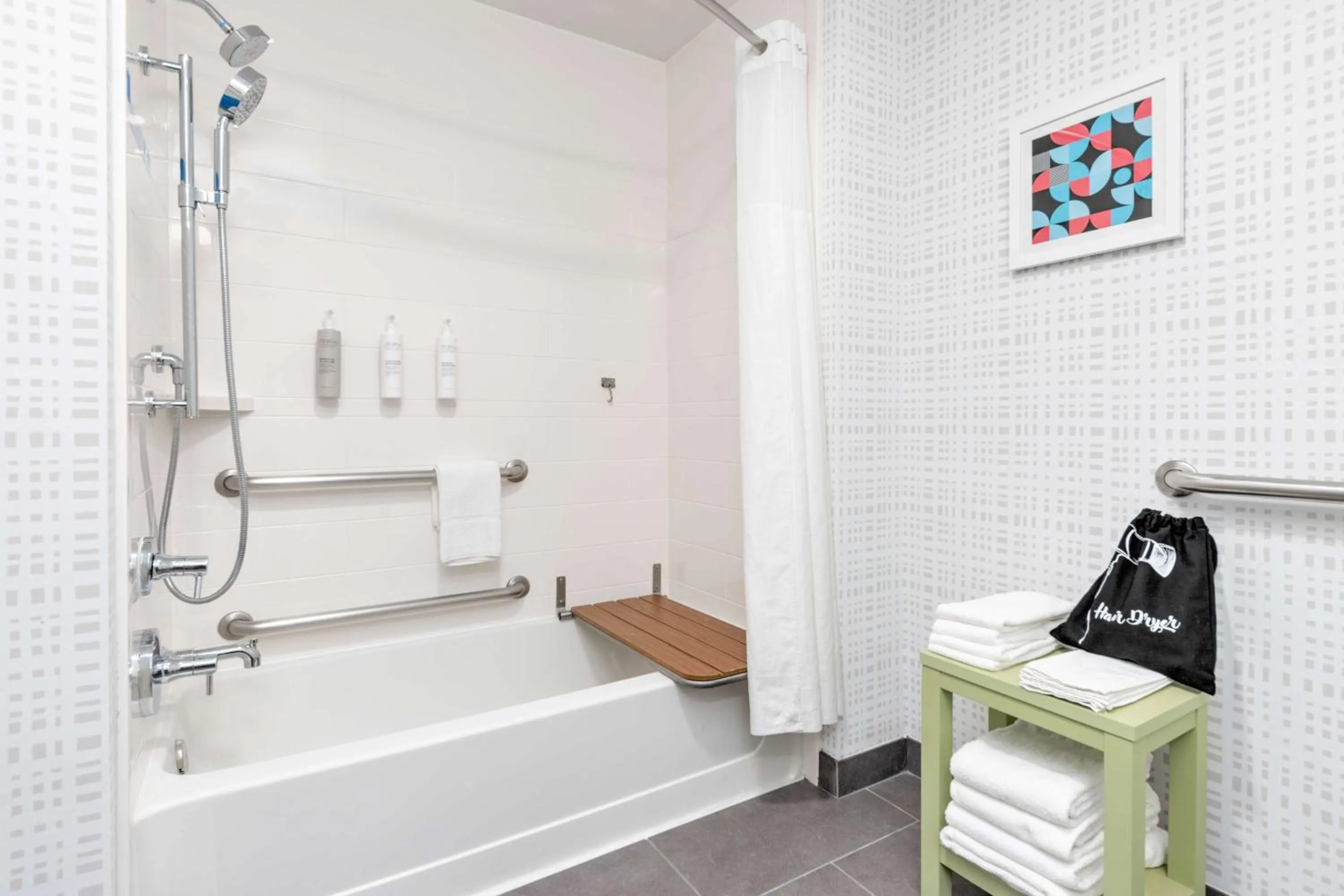 Bathroom in Hampton Inn and Suites Lake Jackson-Clute