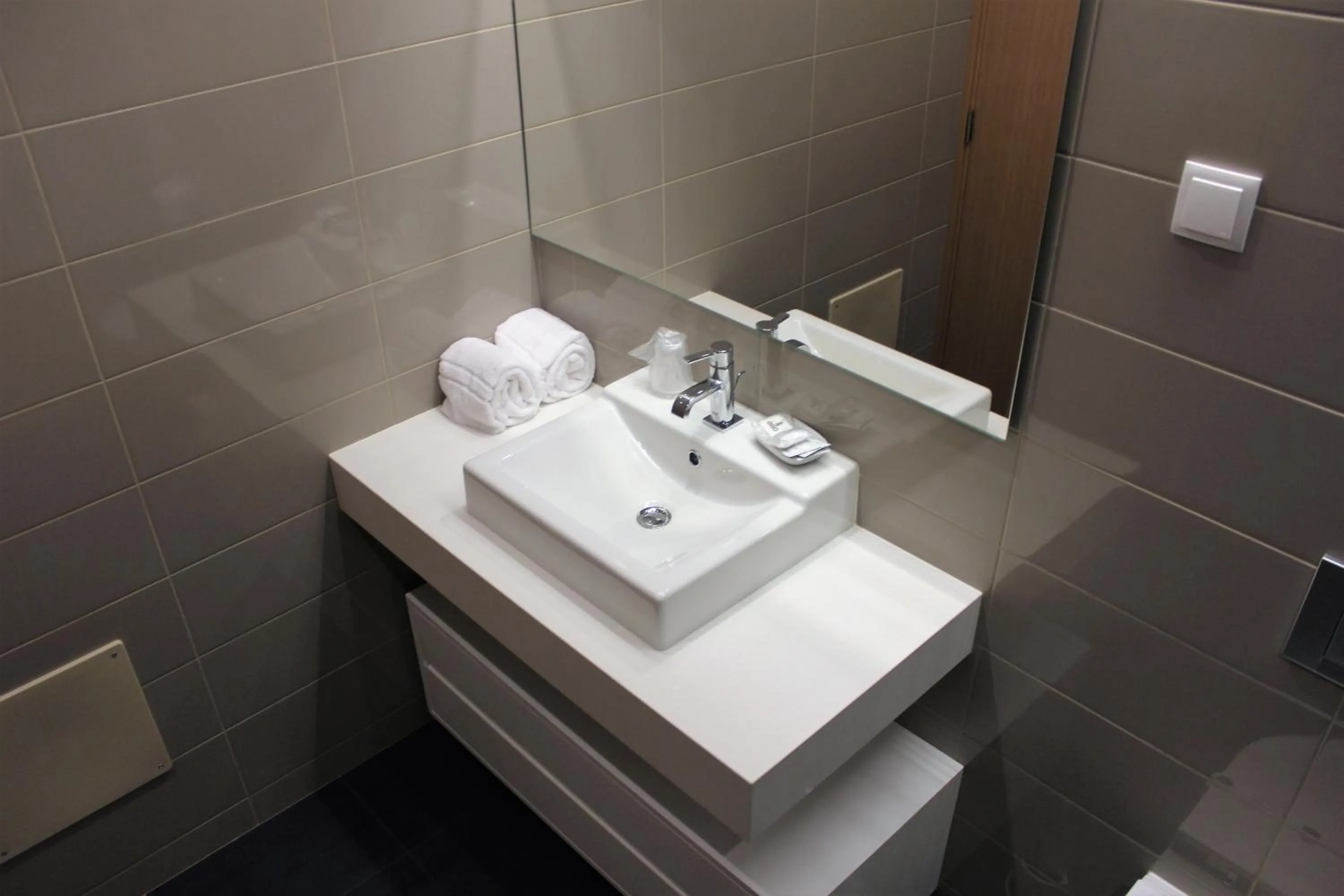 Bathroom in Apartamentos Turisticos da Nazare