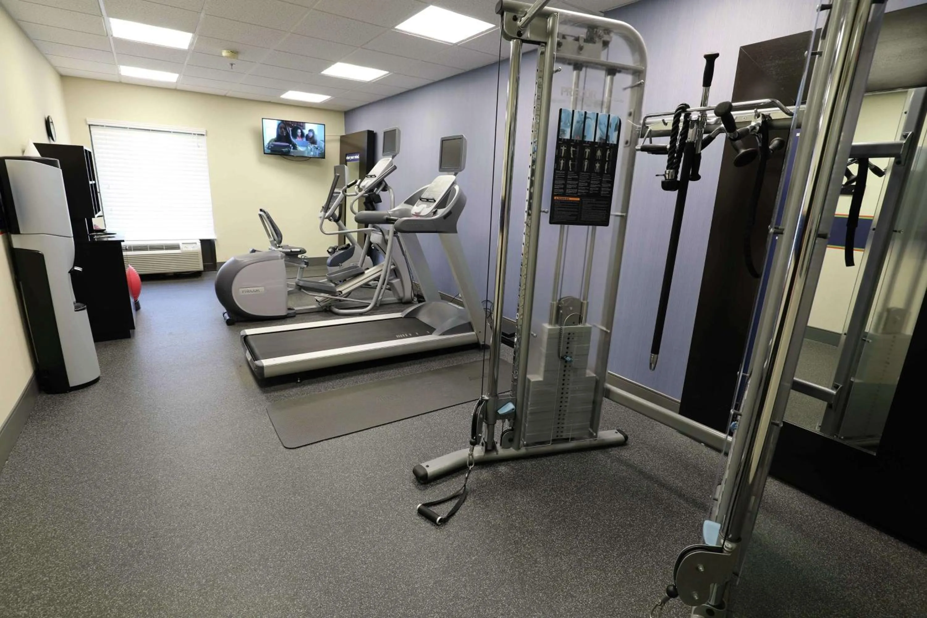 Fitness centre/facilities in Hampton Inn Dyersburg