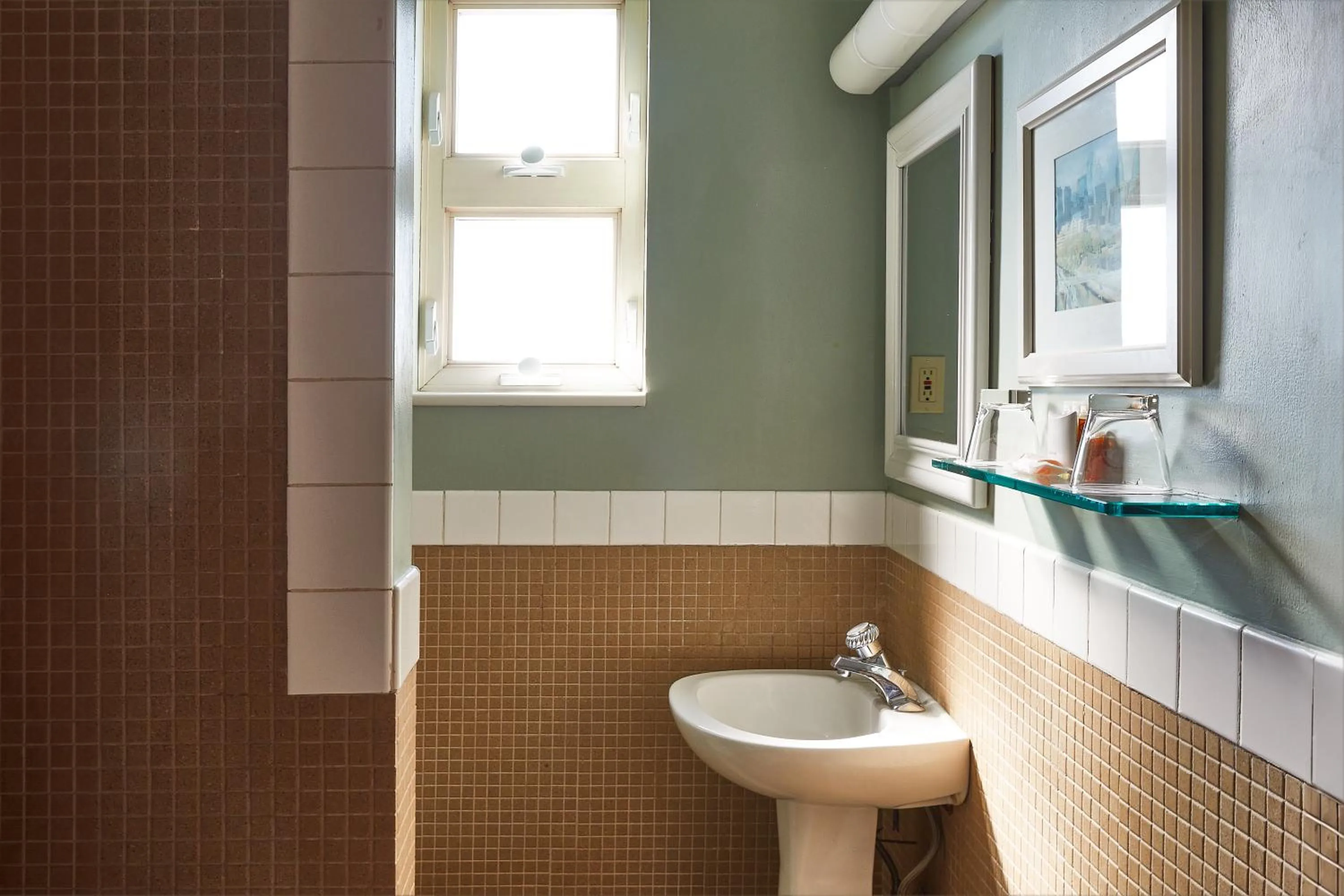 Bathroom in Alexander Inn