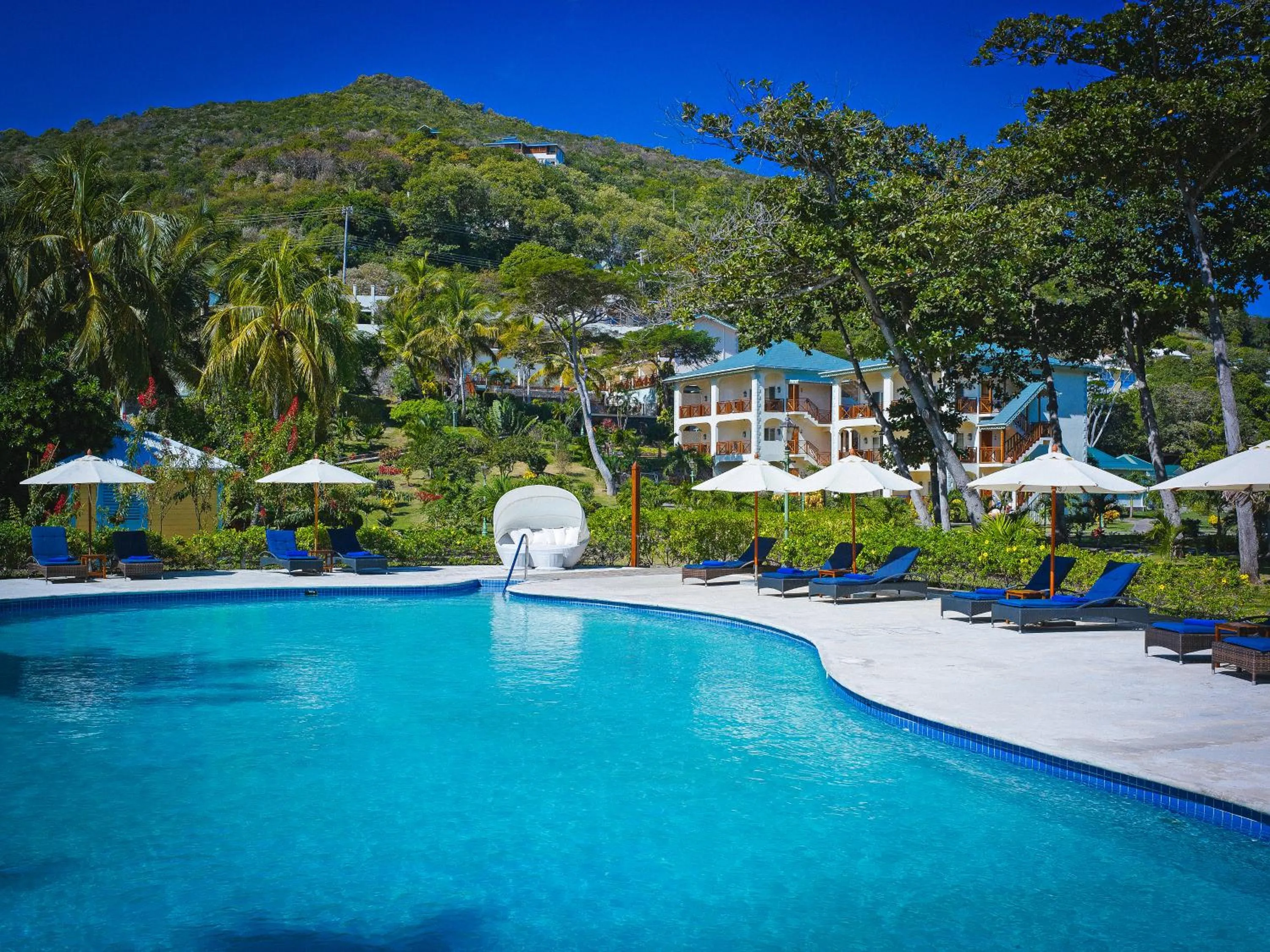 Swimming pool in Bequia Beach Hotel - Luxury Boutique Resort