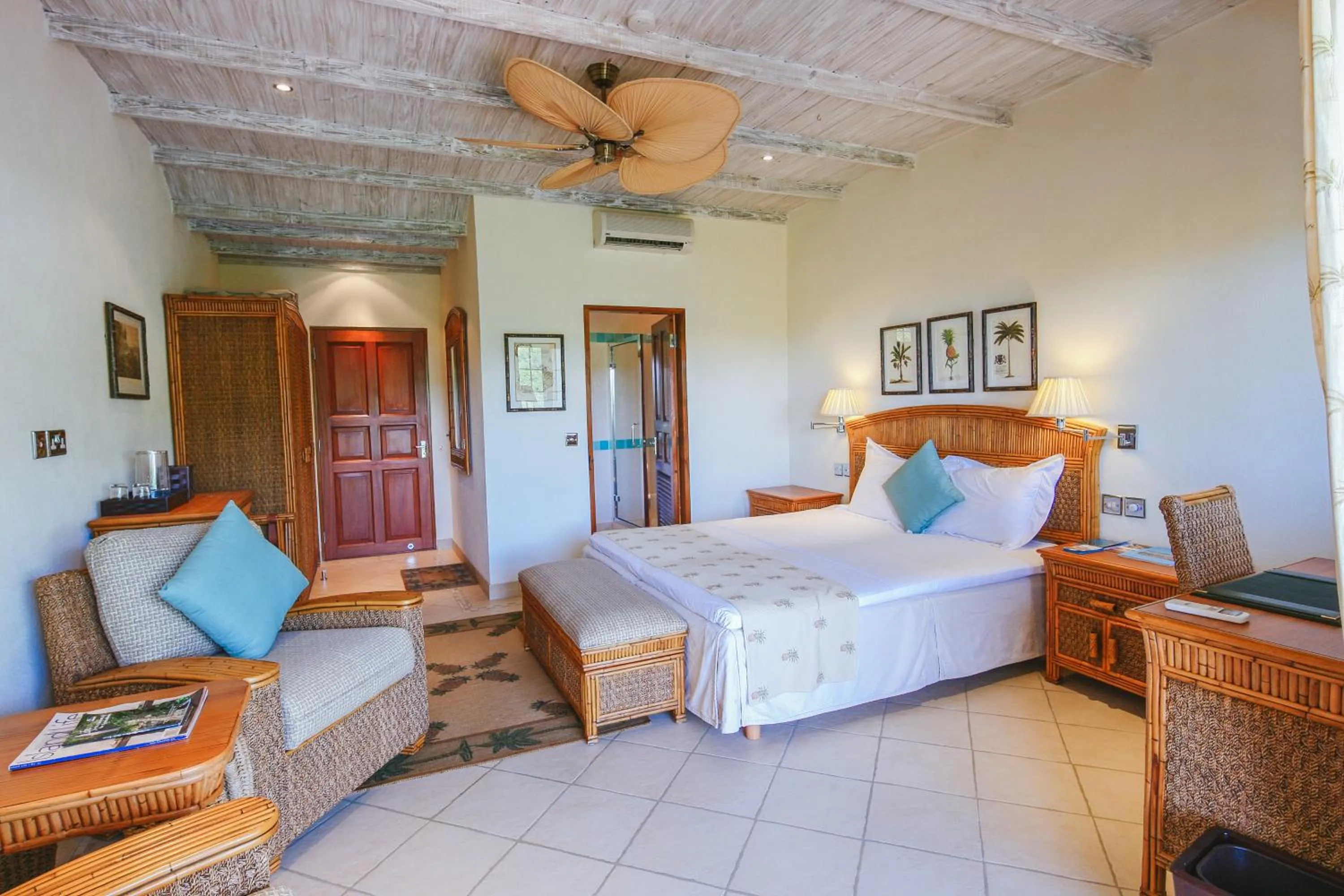 Bed in Bequia Beach Hotel - Luxury Boutique Resort