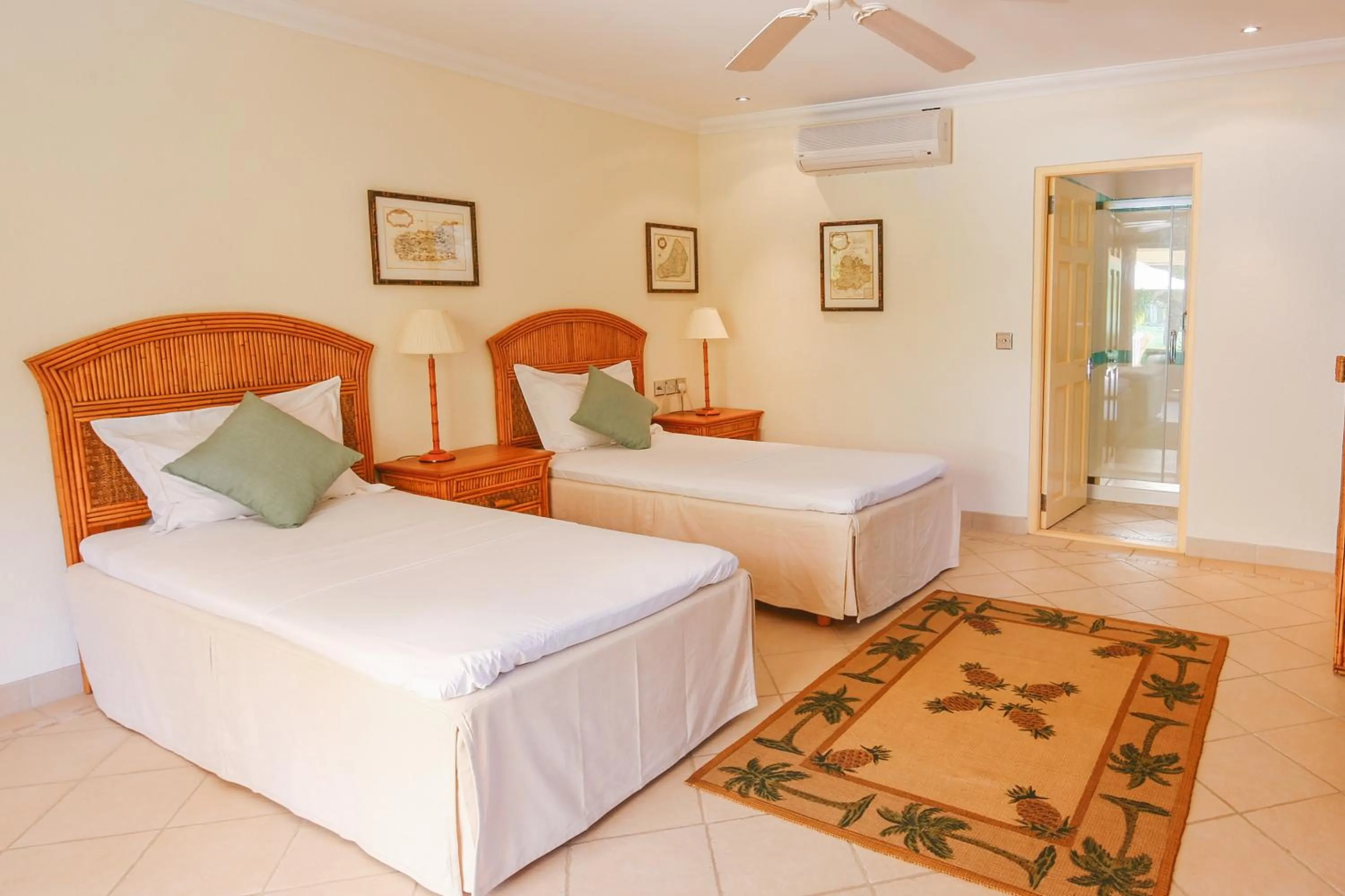 Bed in Bequia Beach Hotel - Luxury Boutique Resort