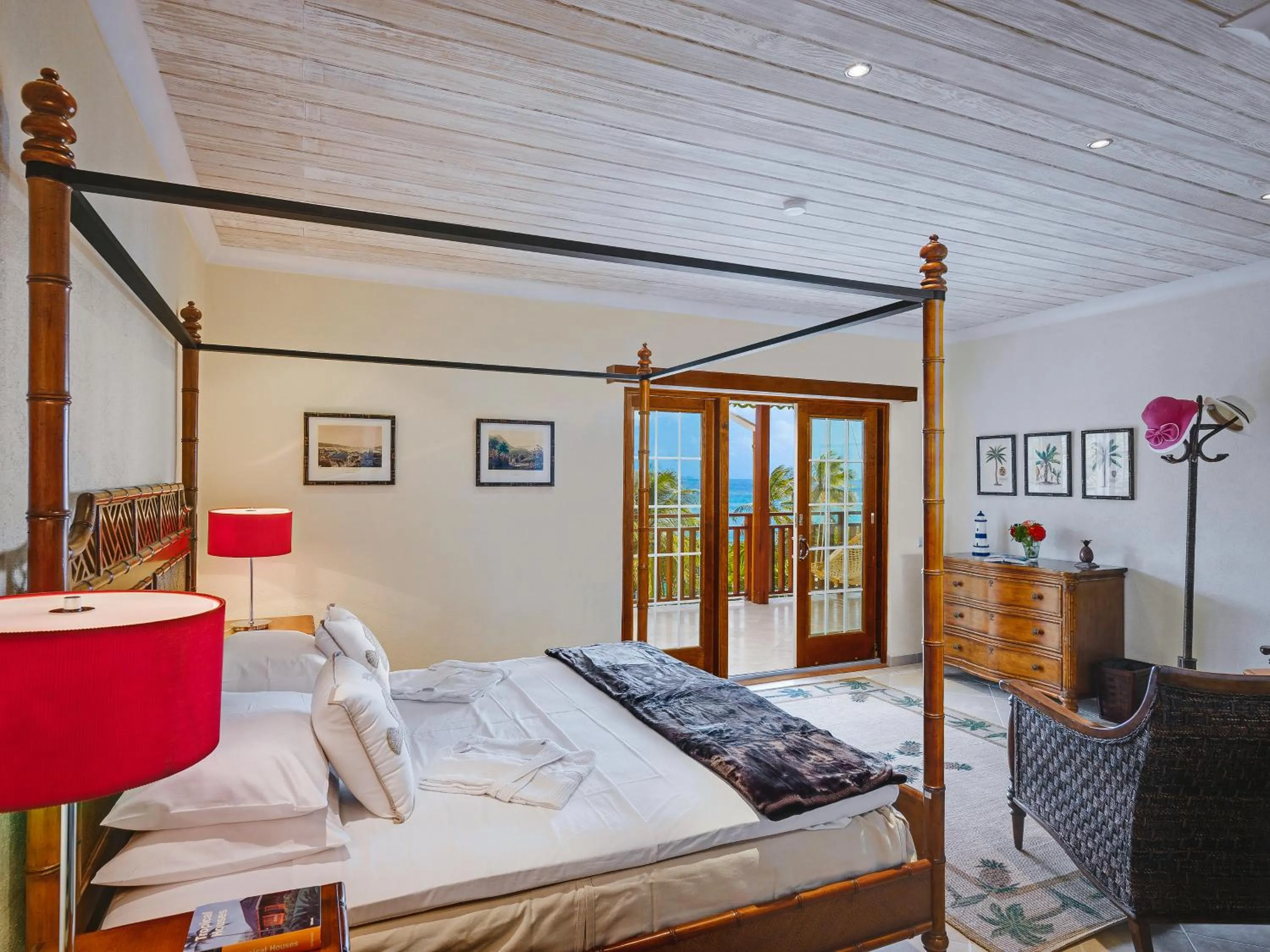 Bed in Bequia Beach Hotel - Luxury Boutique Resort