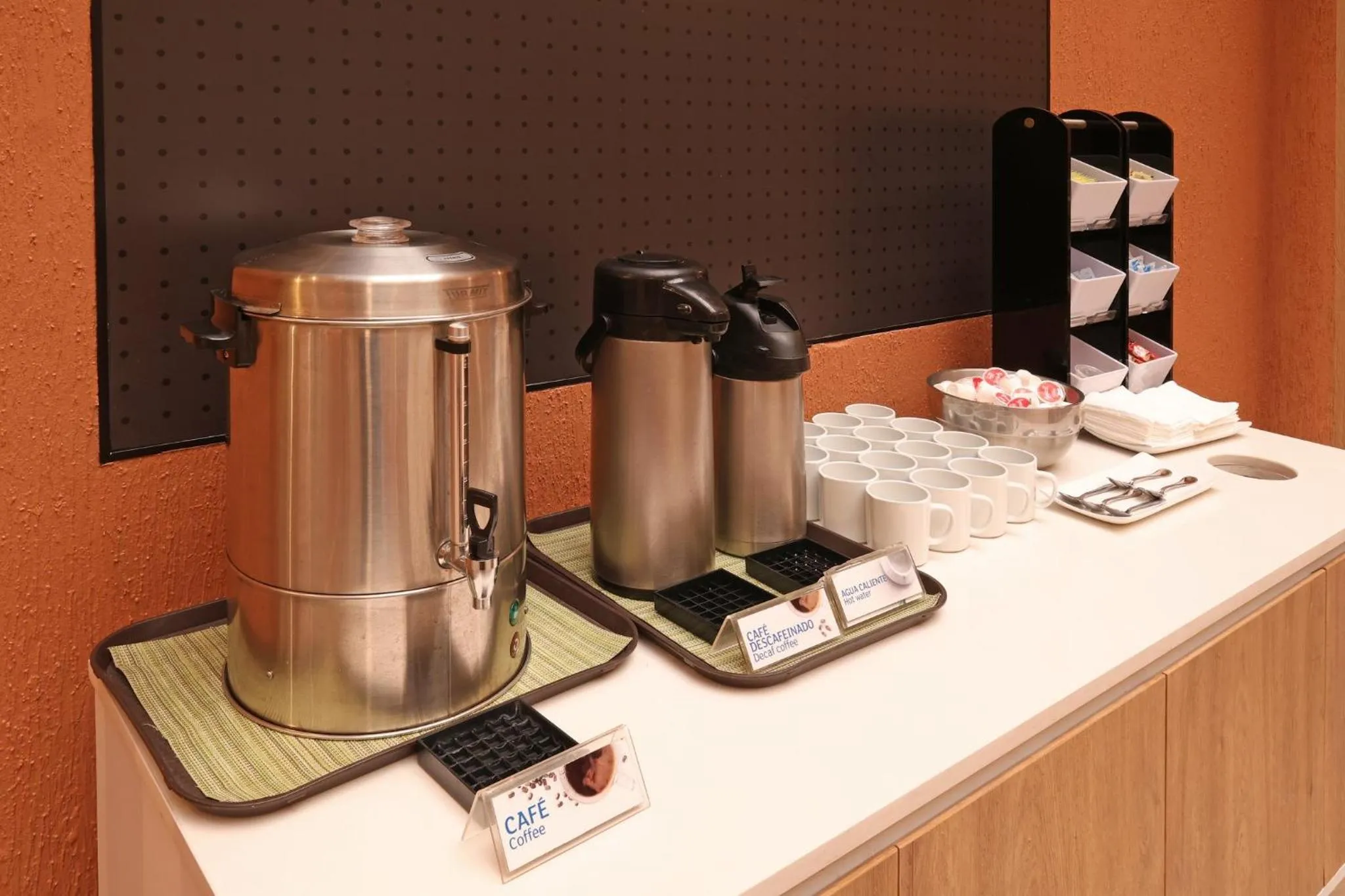 Breakfast in Holiday Inn Express Monterrey Galerias-San Jeronimo by IHG