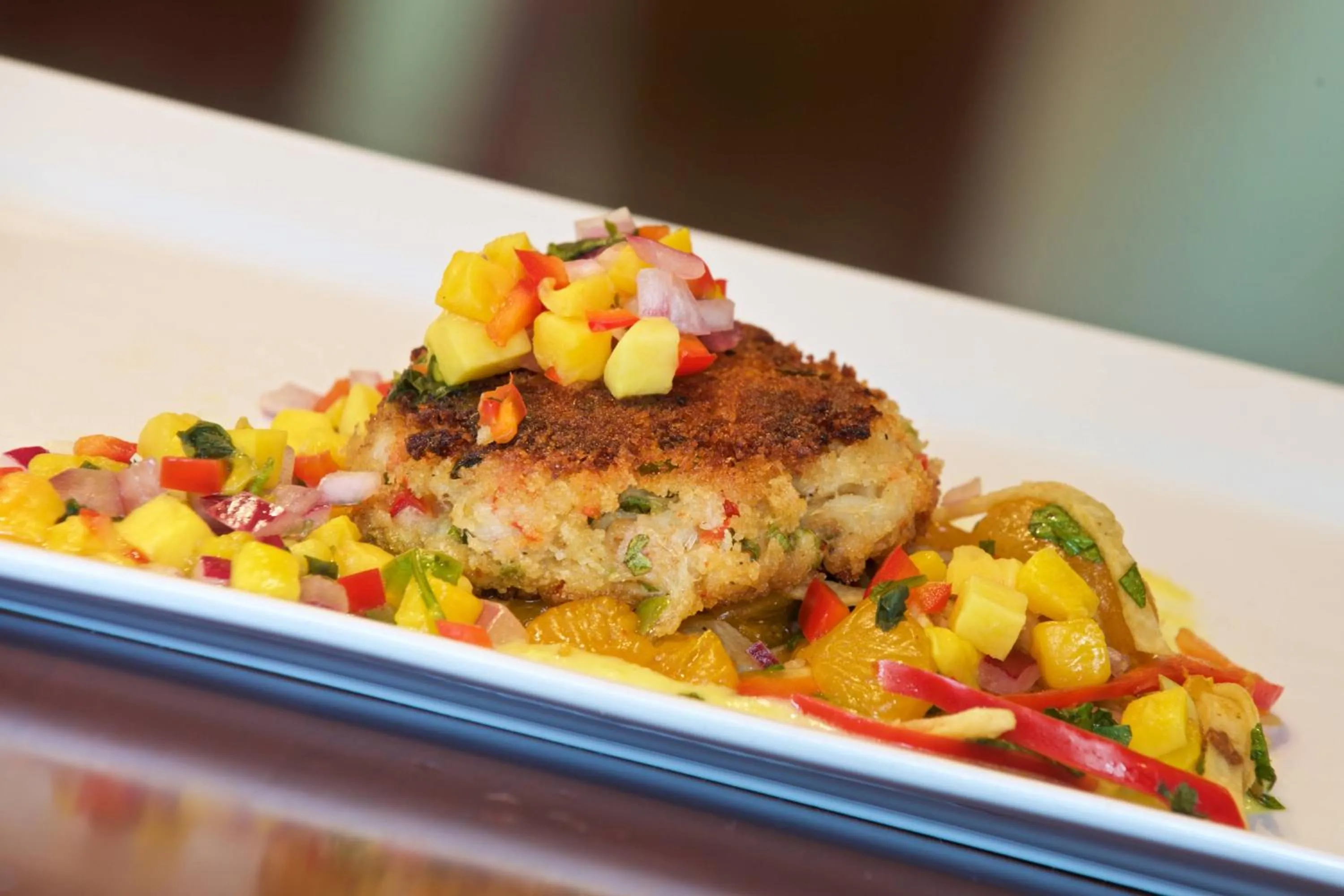 Restaurant/places to eat in Courtyard Portland Downtown / Convention Center