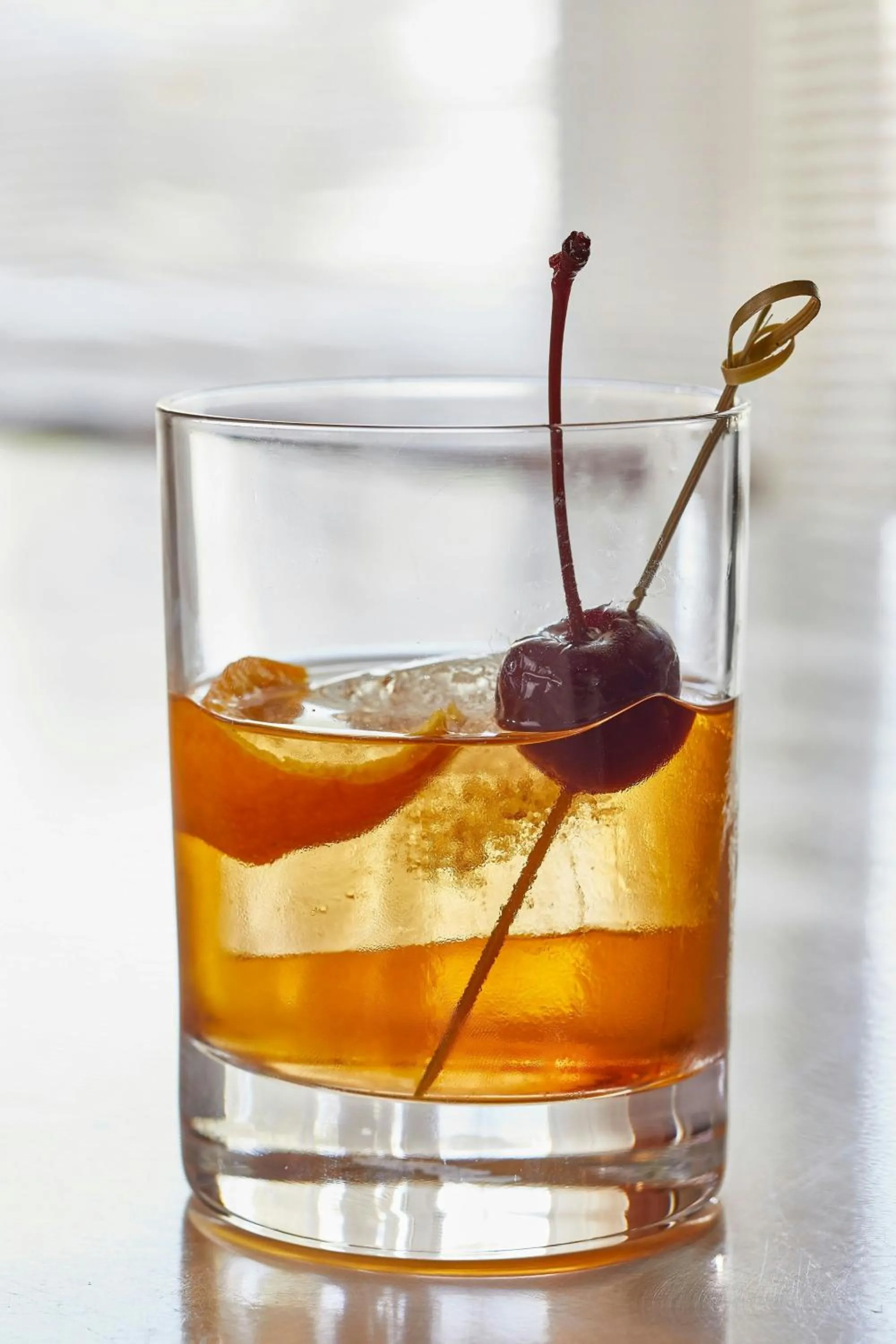 Restaurant/places to eat in Courtyard Portland Downtown / Convention Center