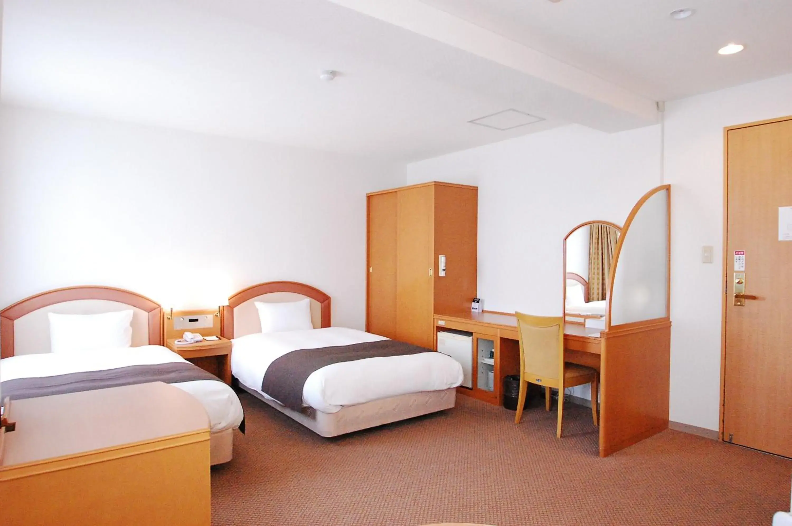 Twin Room - single occupancy - Non-Smoking in Izumo Royal Hotel Twin Room - single occupancy - Non-Smoking in Izumo Royal Hotel