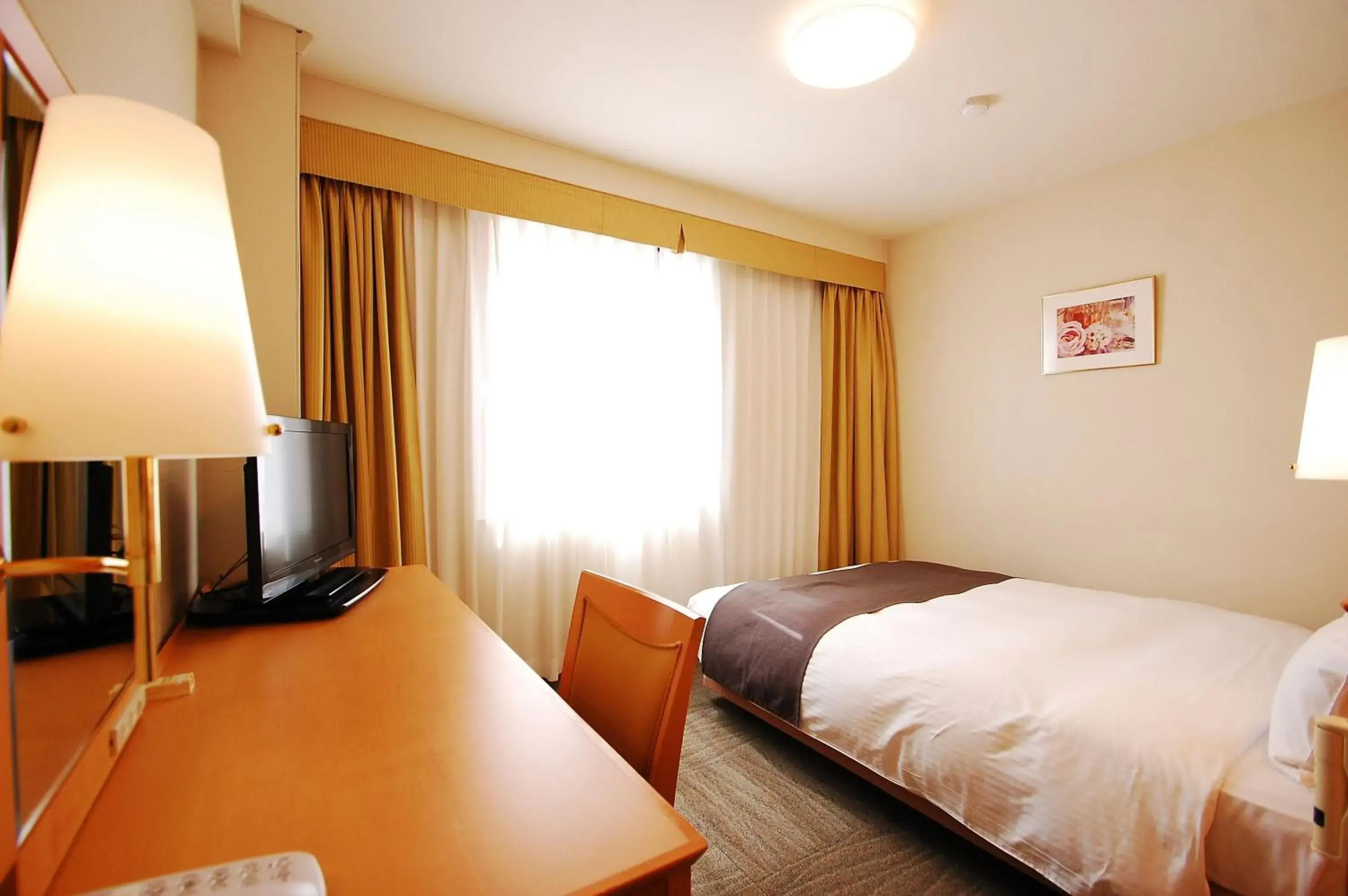Semi Double Room - single occupancy - Non-Smoking in Izumo Royal Hotel Semi Double Room - single occupancy - Non-Smoking in Izumo Royal Hotel