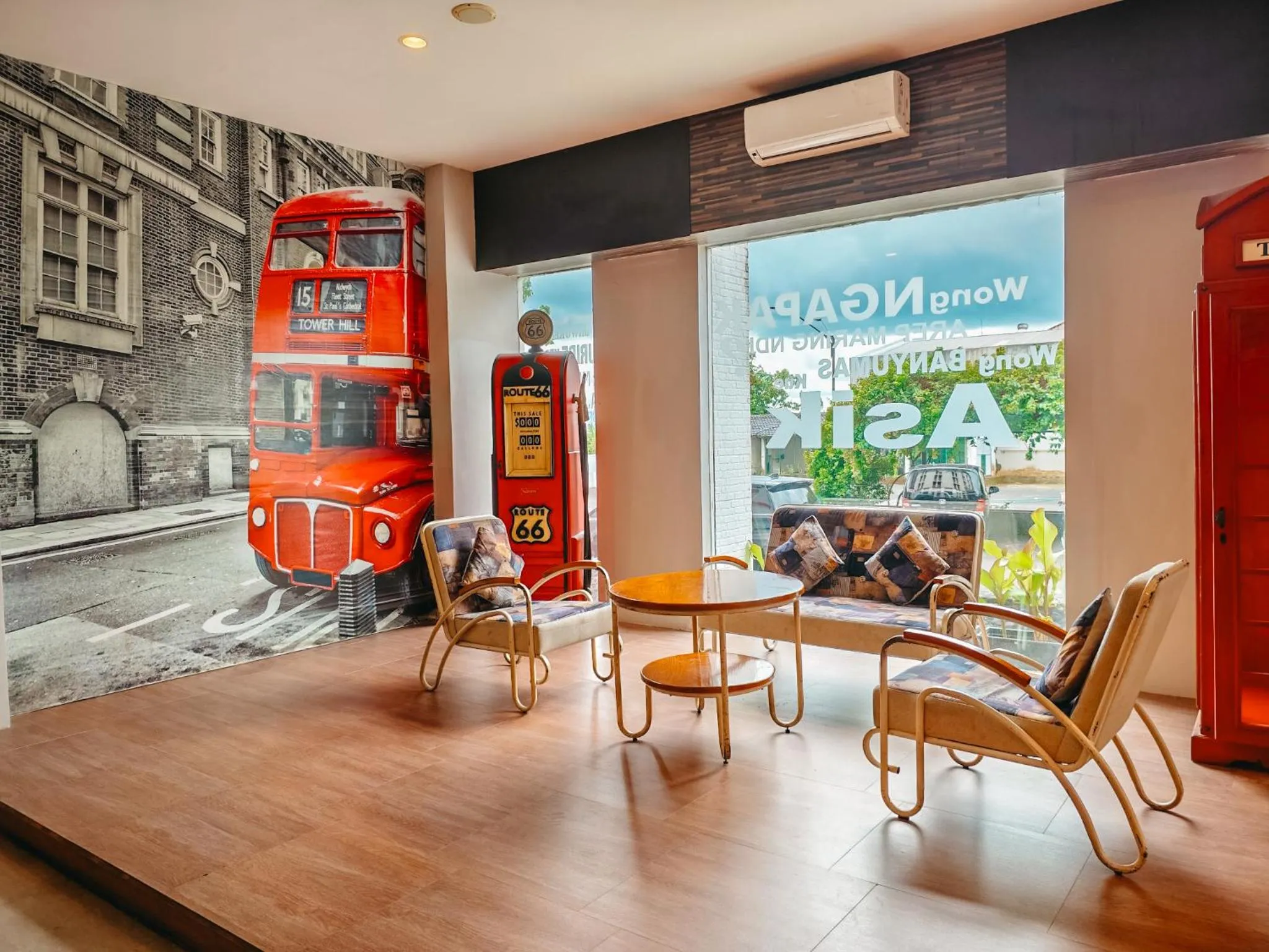 Lobby or reception in Meotel Purwokerto