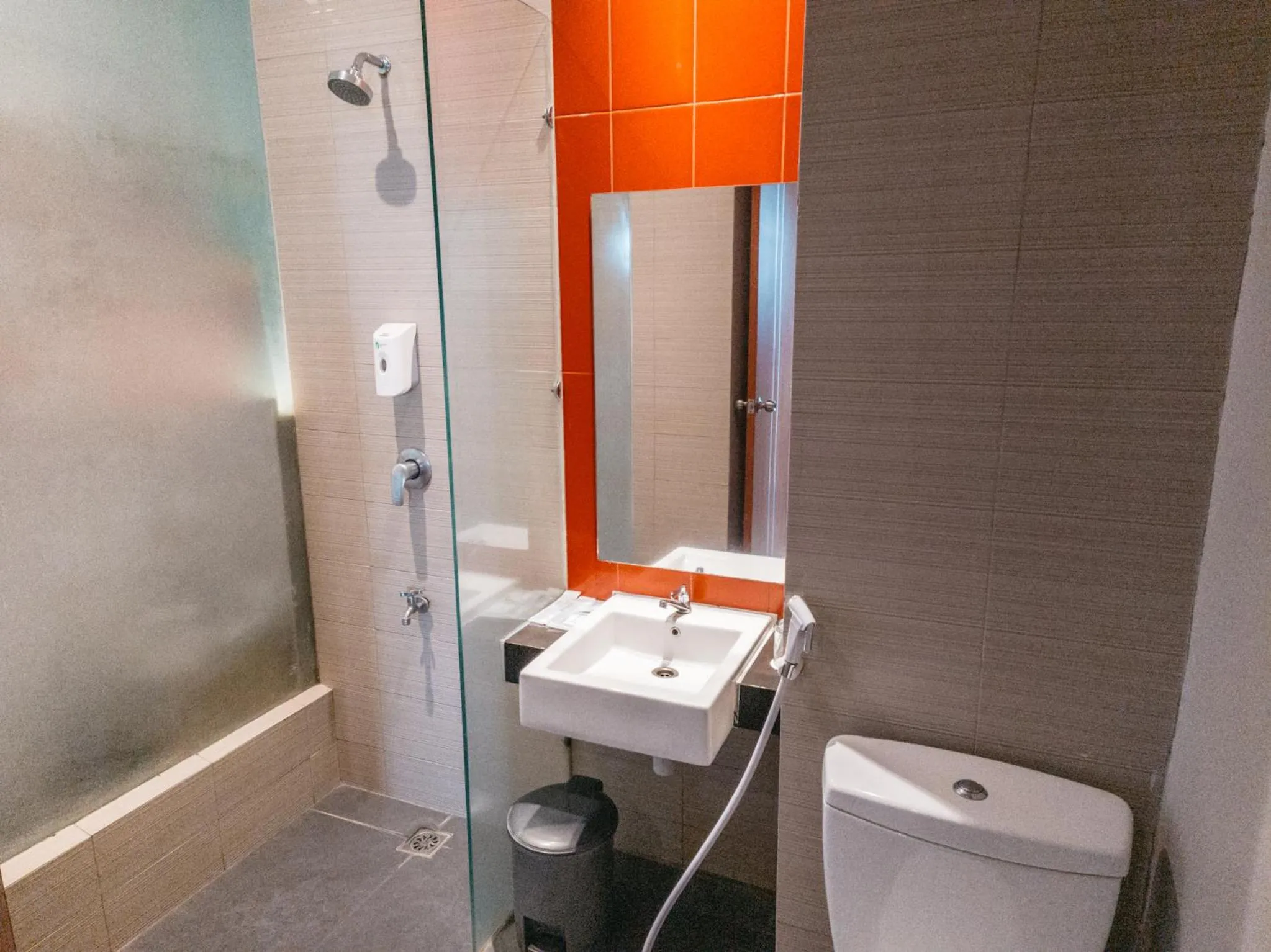 Bathroom in Meotel Purwokerto