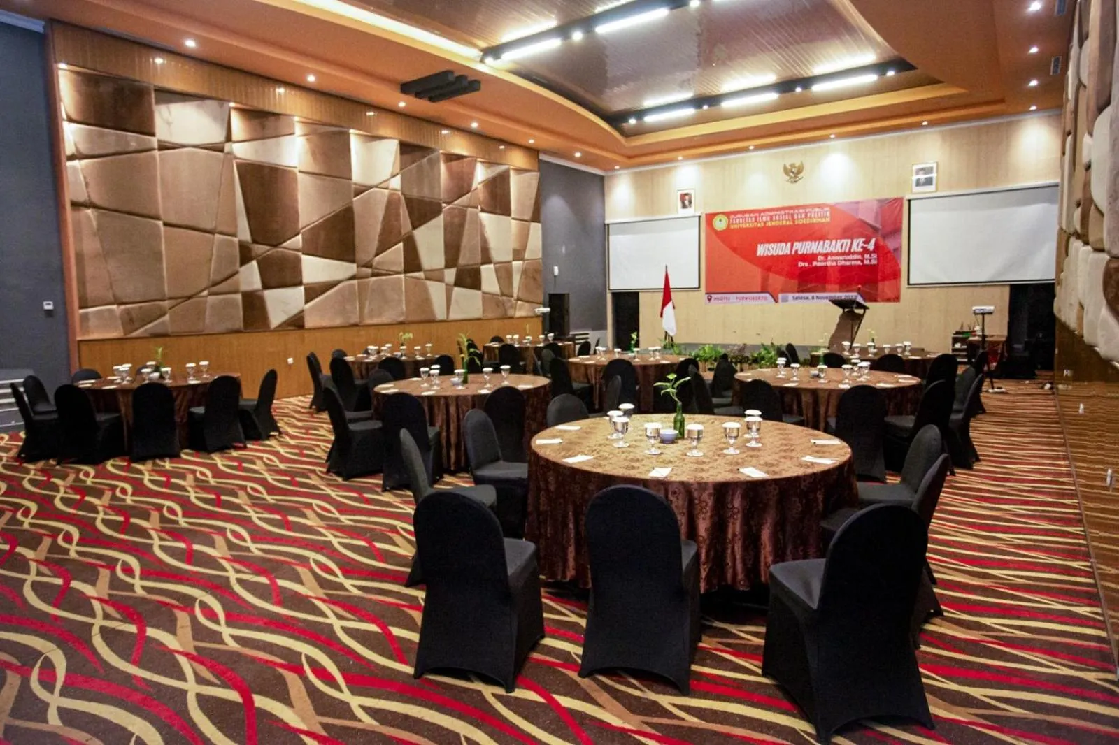 Meeting/conference room in Meotel Purwokerto
