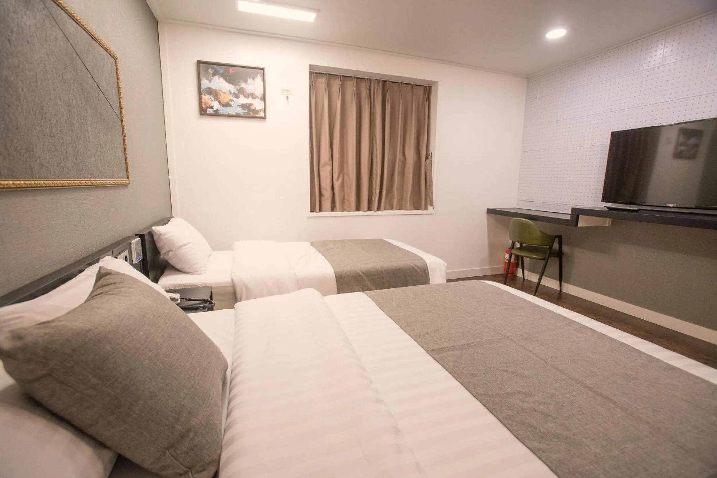 Photo of the whole room in Major Hotel 2