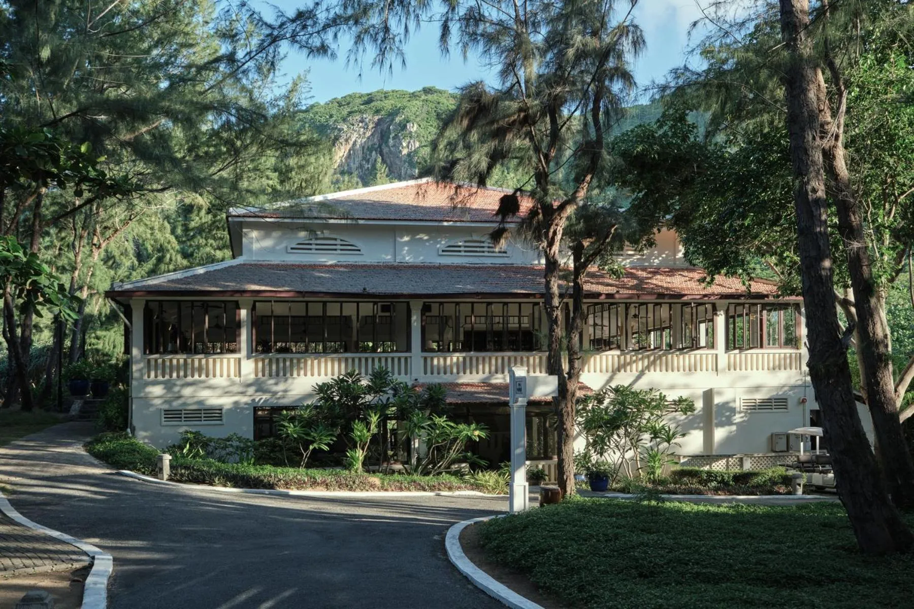 Restaurant/places to eat in Poulo Condor Boutique Resort & Spa