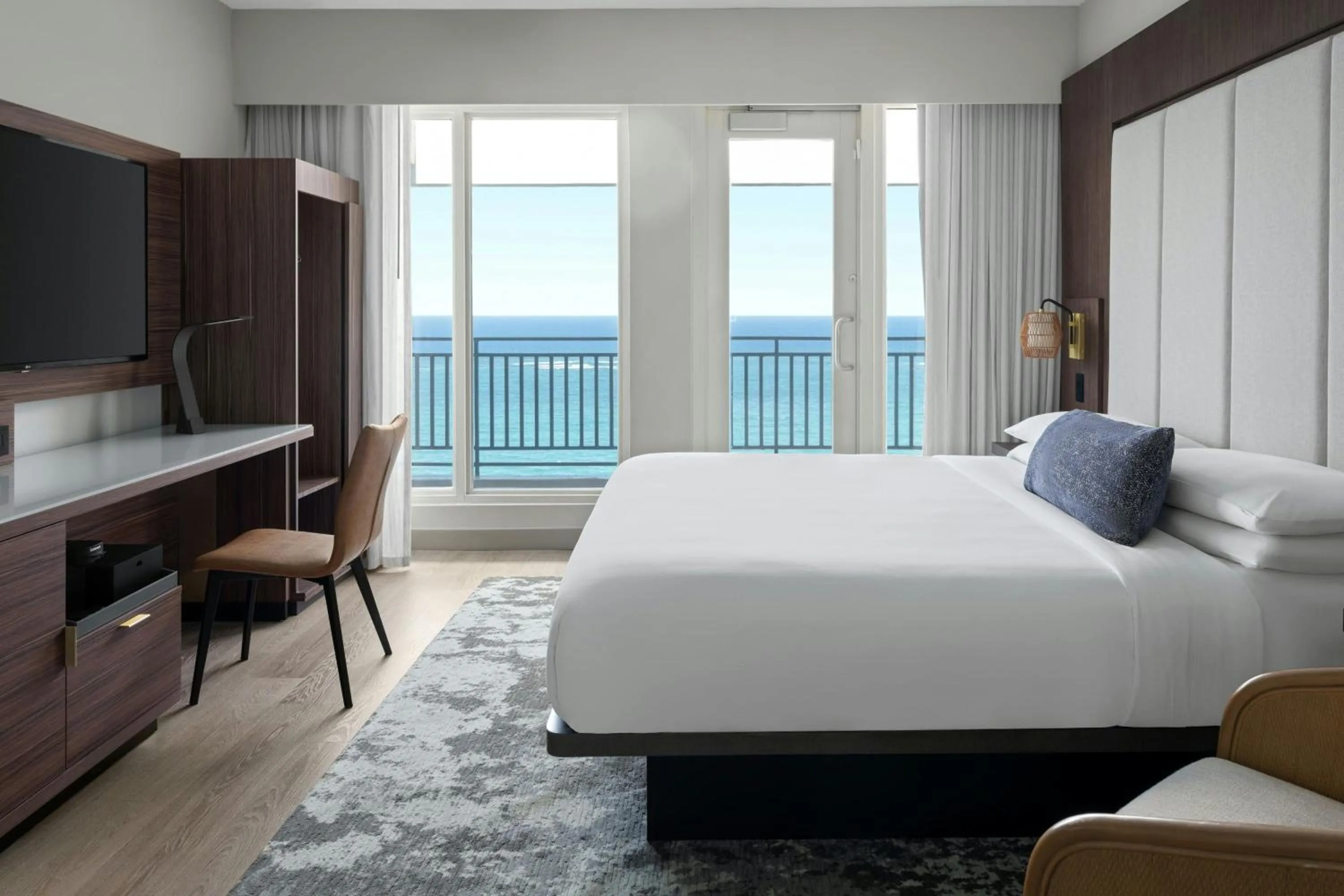 Photo of the whole room, Bed in San Juan Marriott Resort and Stellaris Casino