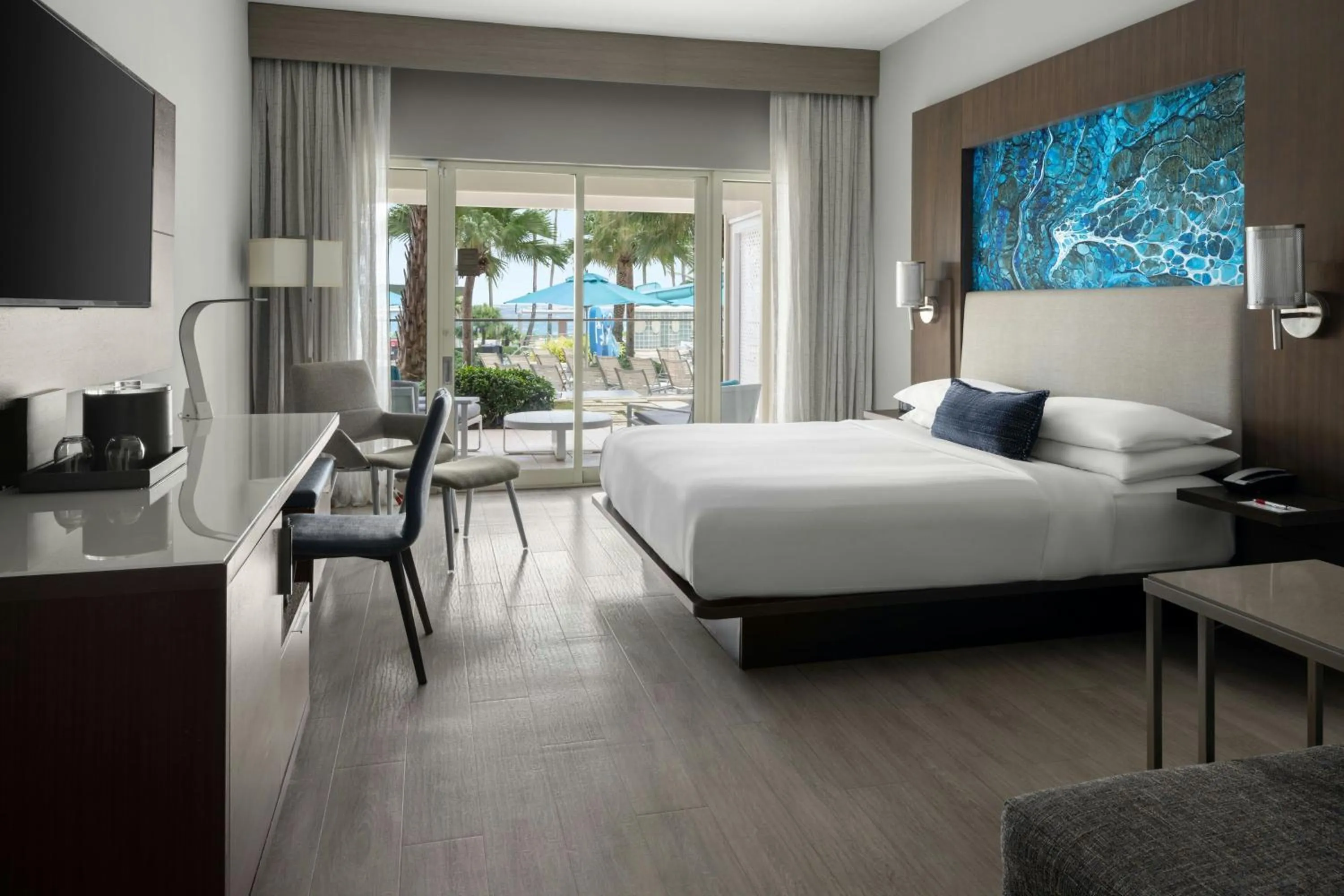 Photo of the whole room, Bed in San Juan Marriott Resort and Stellaris Casino