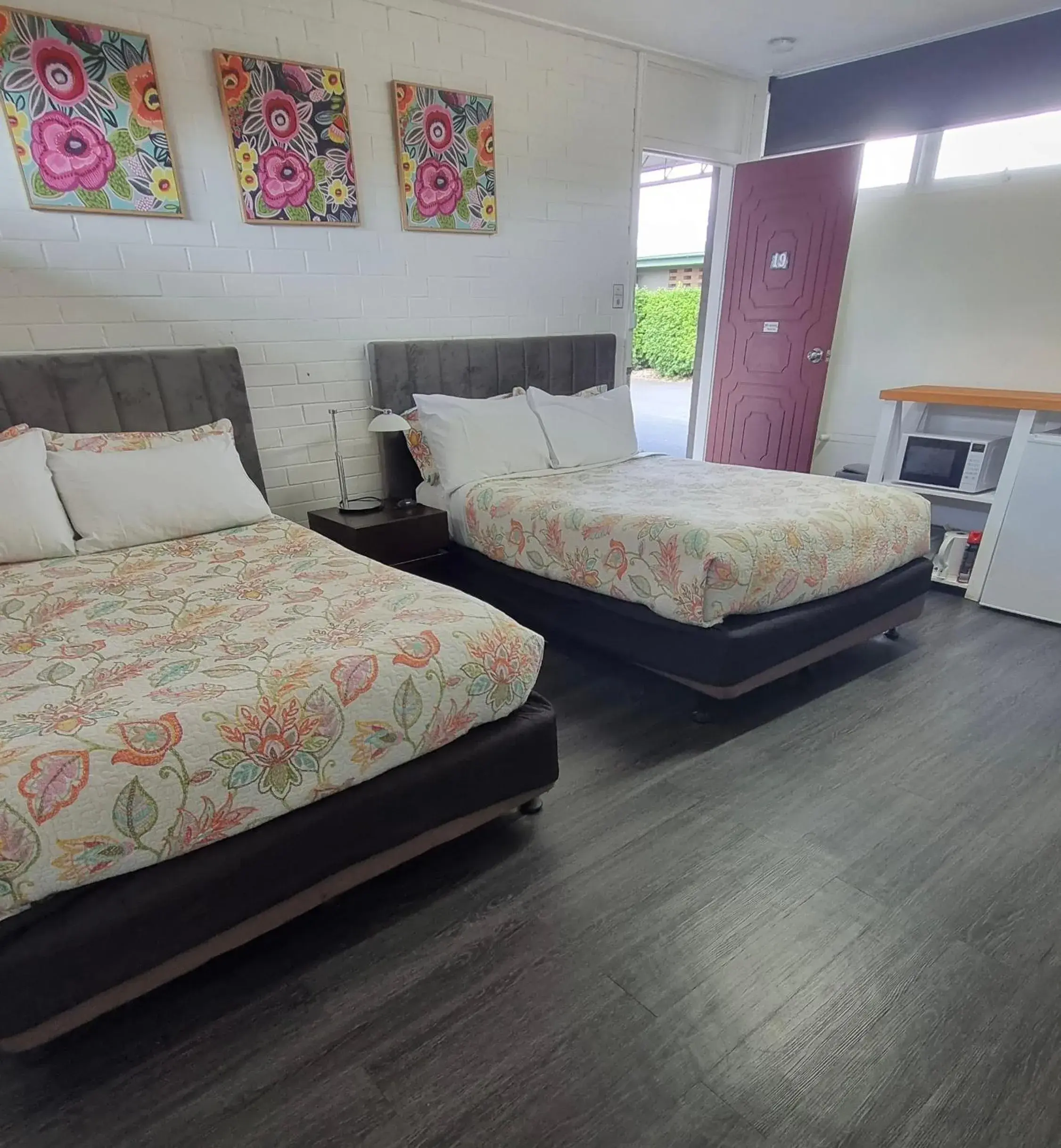 Budget Twin Room in Dalby Parkview Motel Budget Twin Room in Dalby Parkview Motel