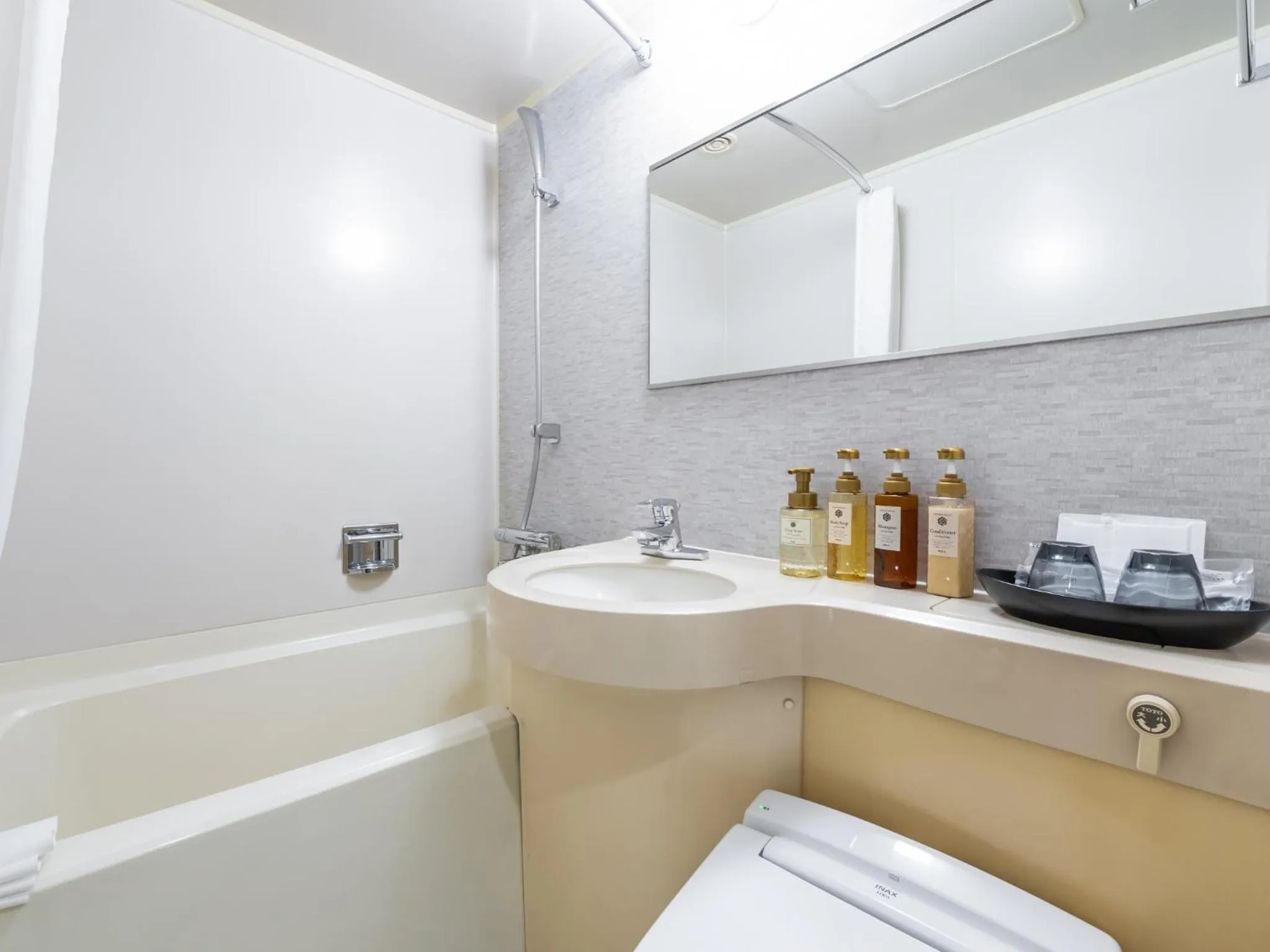 Toilet in Sunhotel Fukuyama