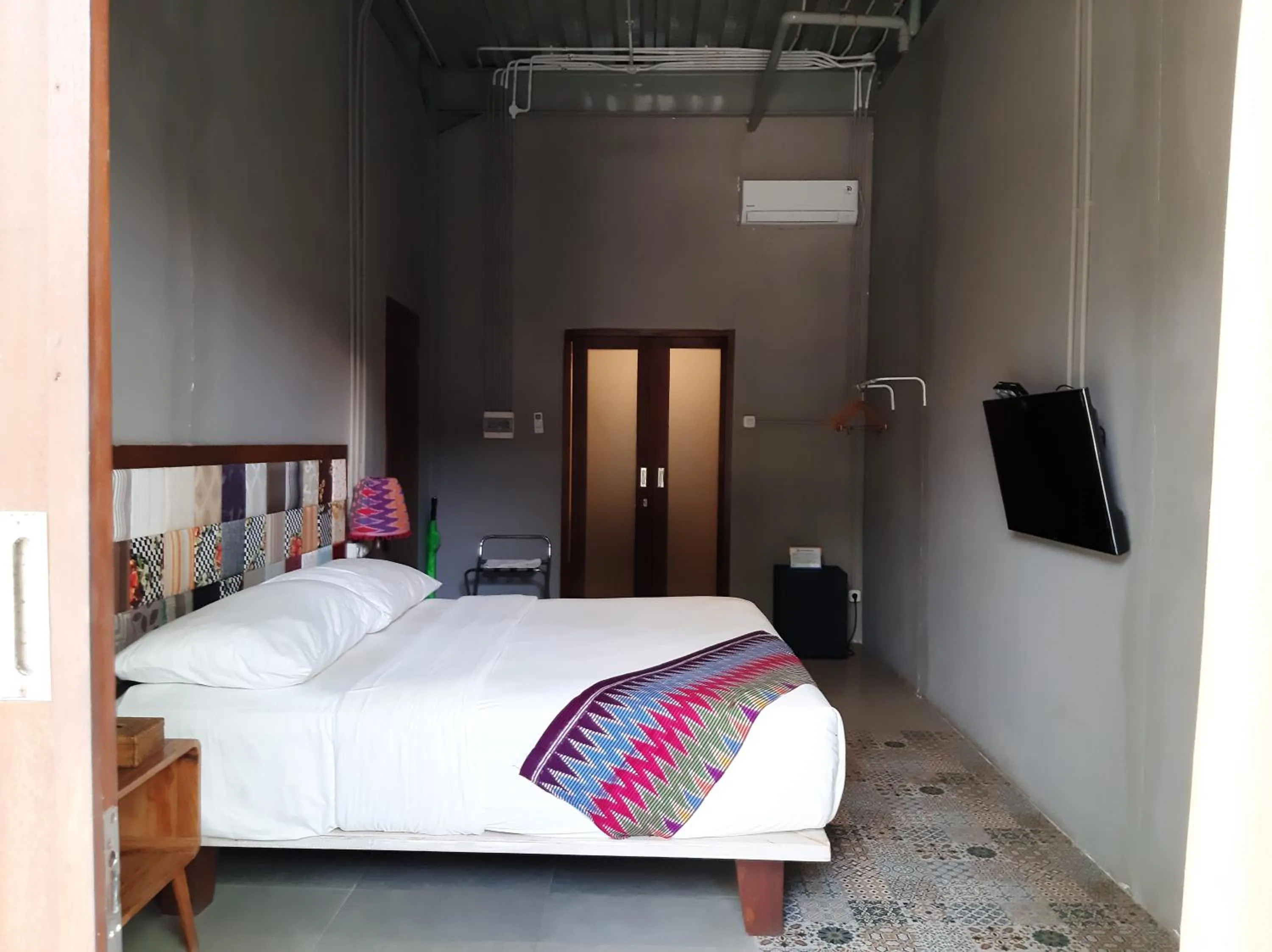 Property building, Bed in Mola2 Resort Gili Air